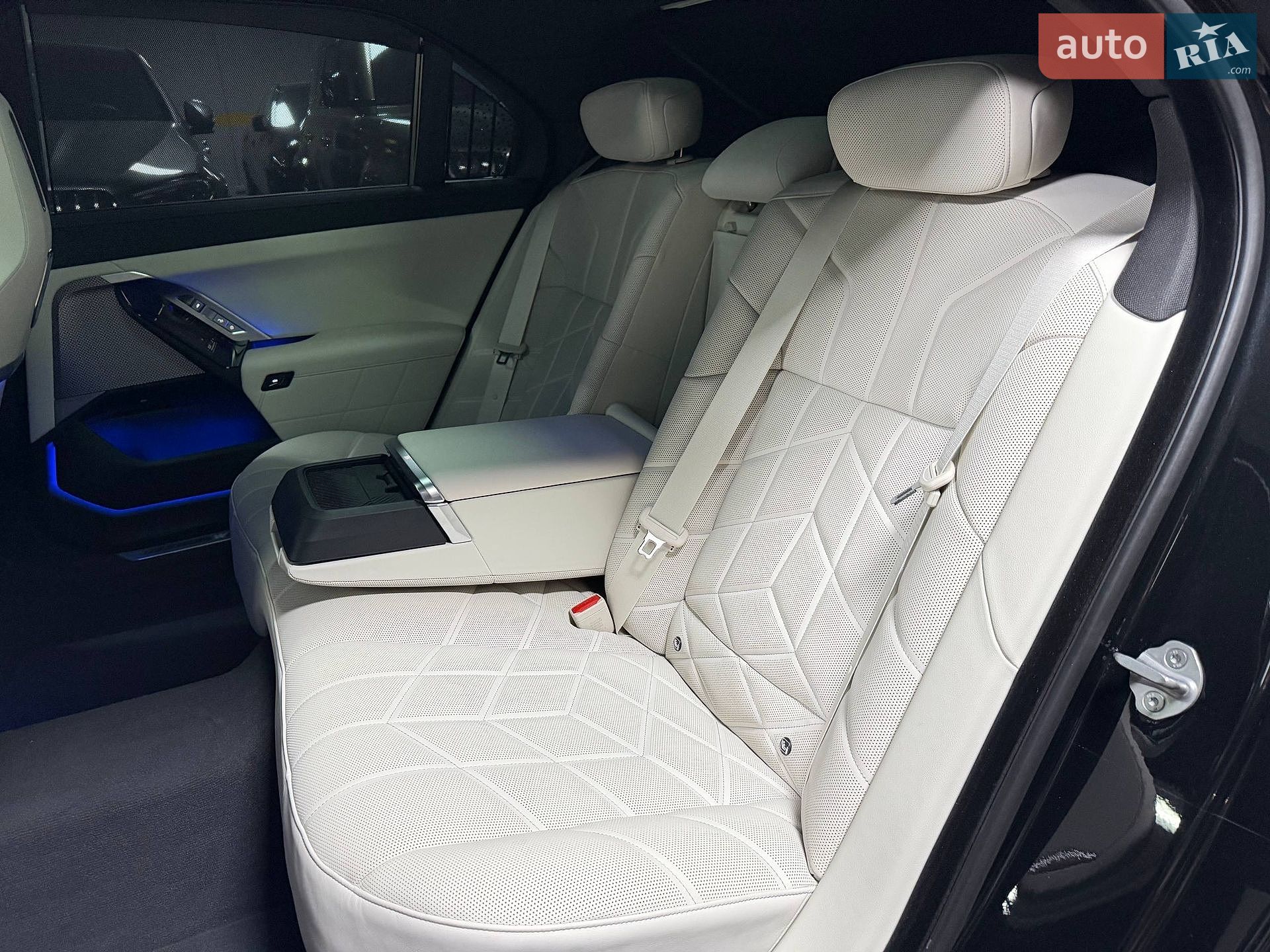 BMW 7 Series 2025 VIN WBA21EJ040CW21805 фото оголошення 58 з 108