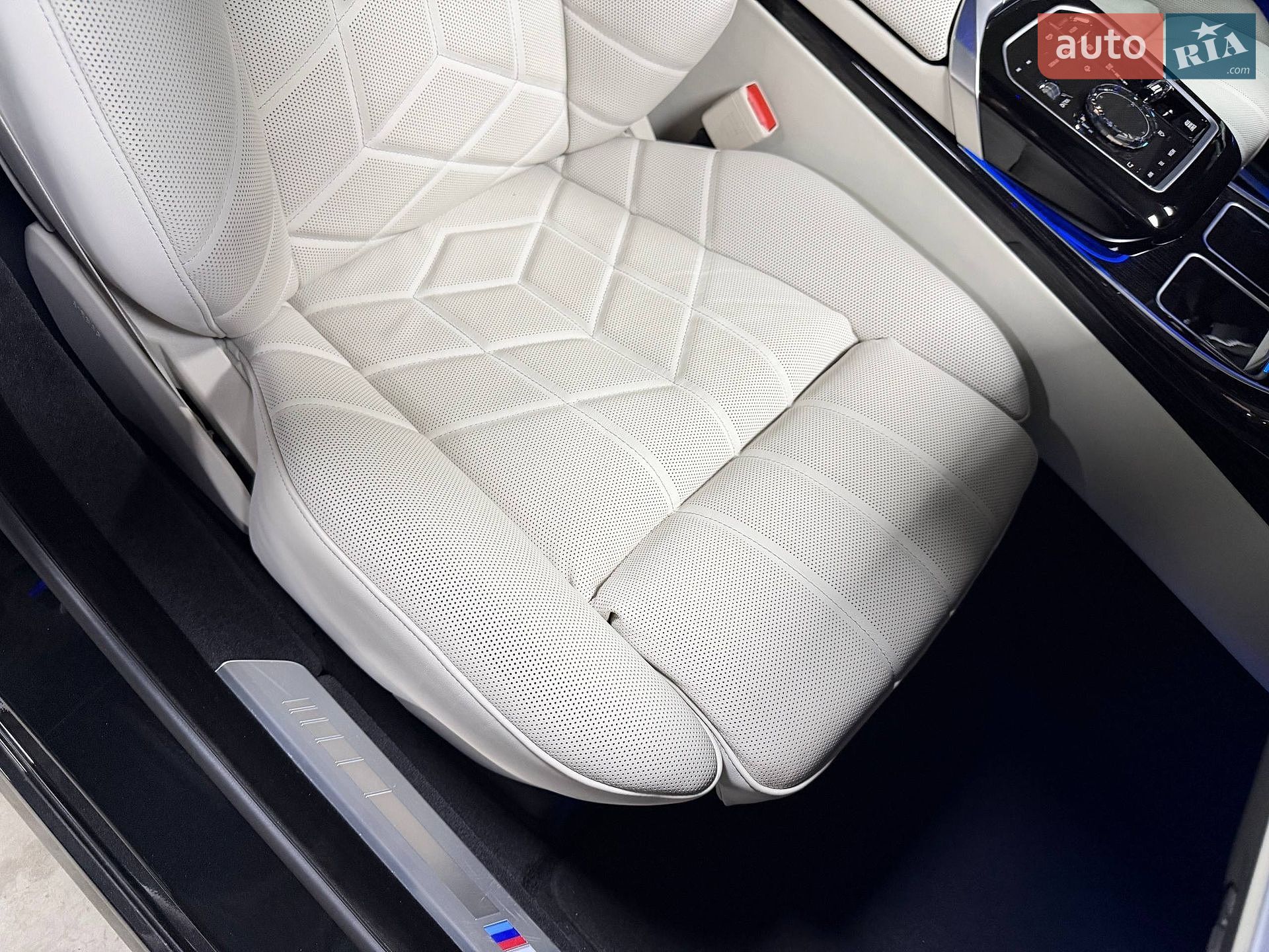 BMW 7 Series 2025 VIN WBA21EJ040CW21805 фото оголошення 90 з 108
