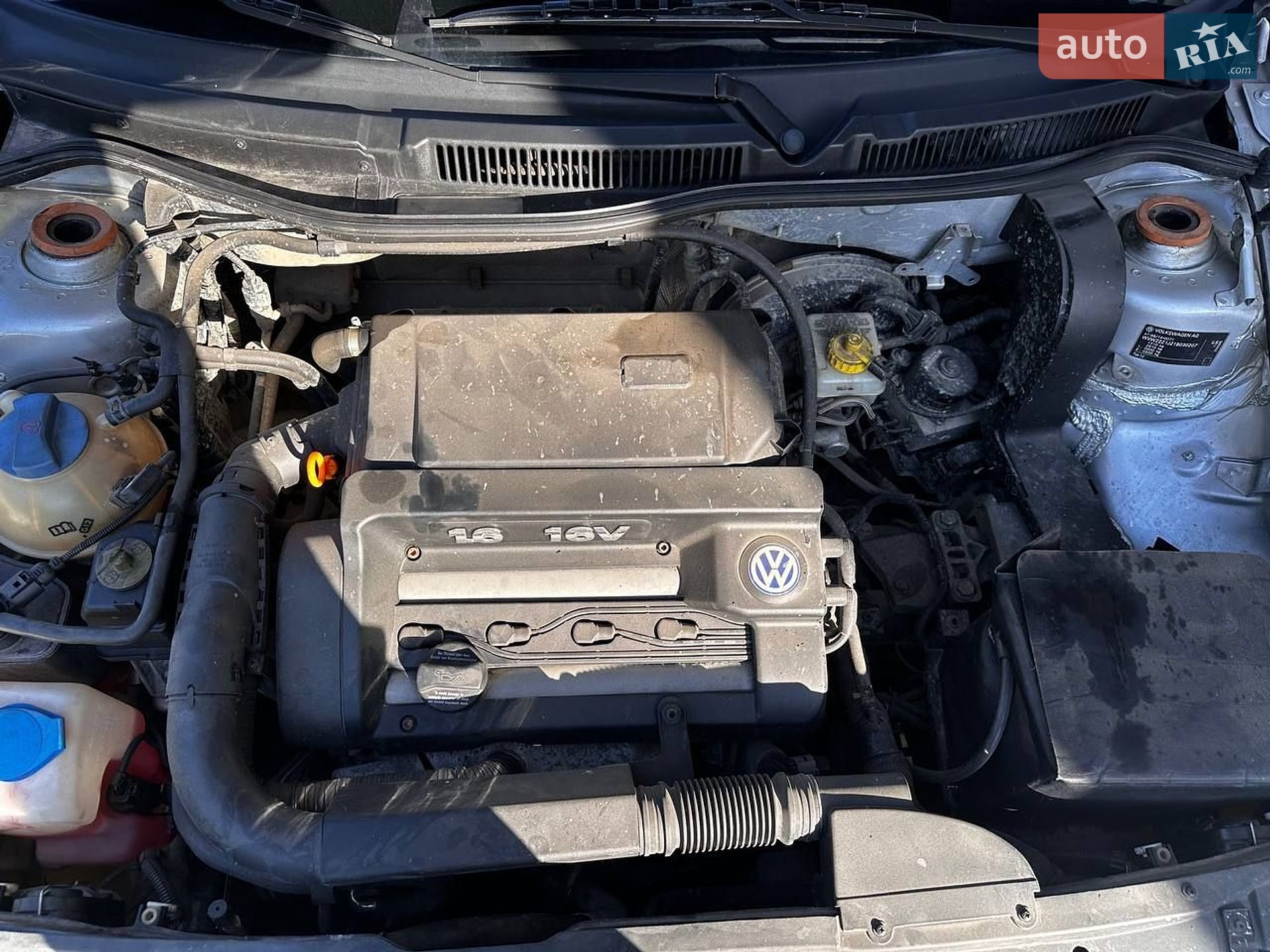 Volkswagen Golf 2000 VIN WVWZZZ1JZ1B030207 фото оголошення 15 з 55