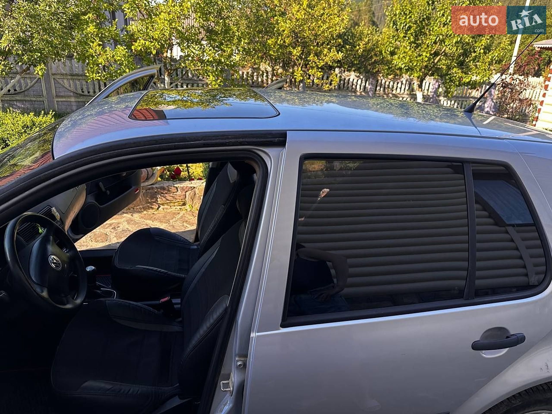 Volkswagen Golf 2000 VIN WVWZZZ1JZ1B030207 фото оголошення 22 з 55
