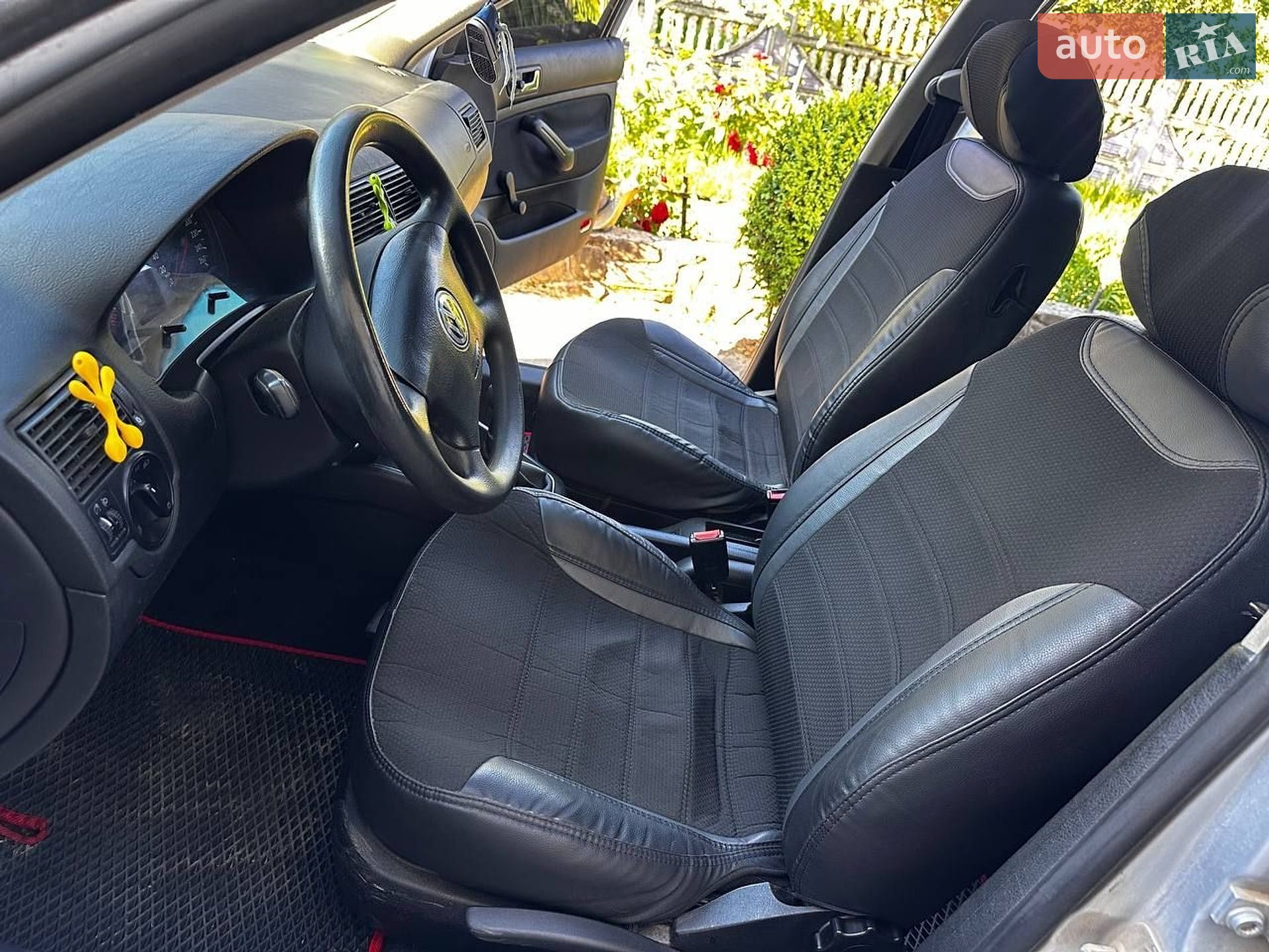 Volkswagen Golf 2000 VIN WVWZZZ1JZ1B030207 фото оголошення 36 з 55