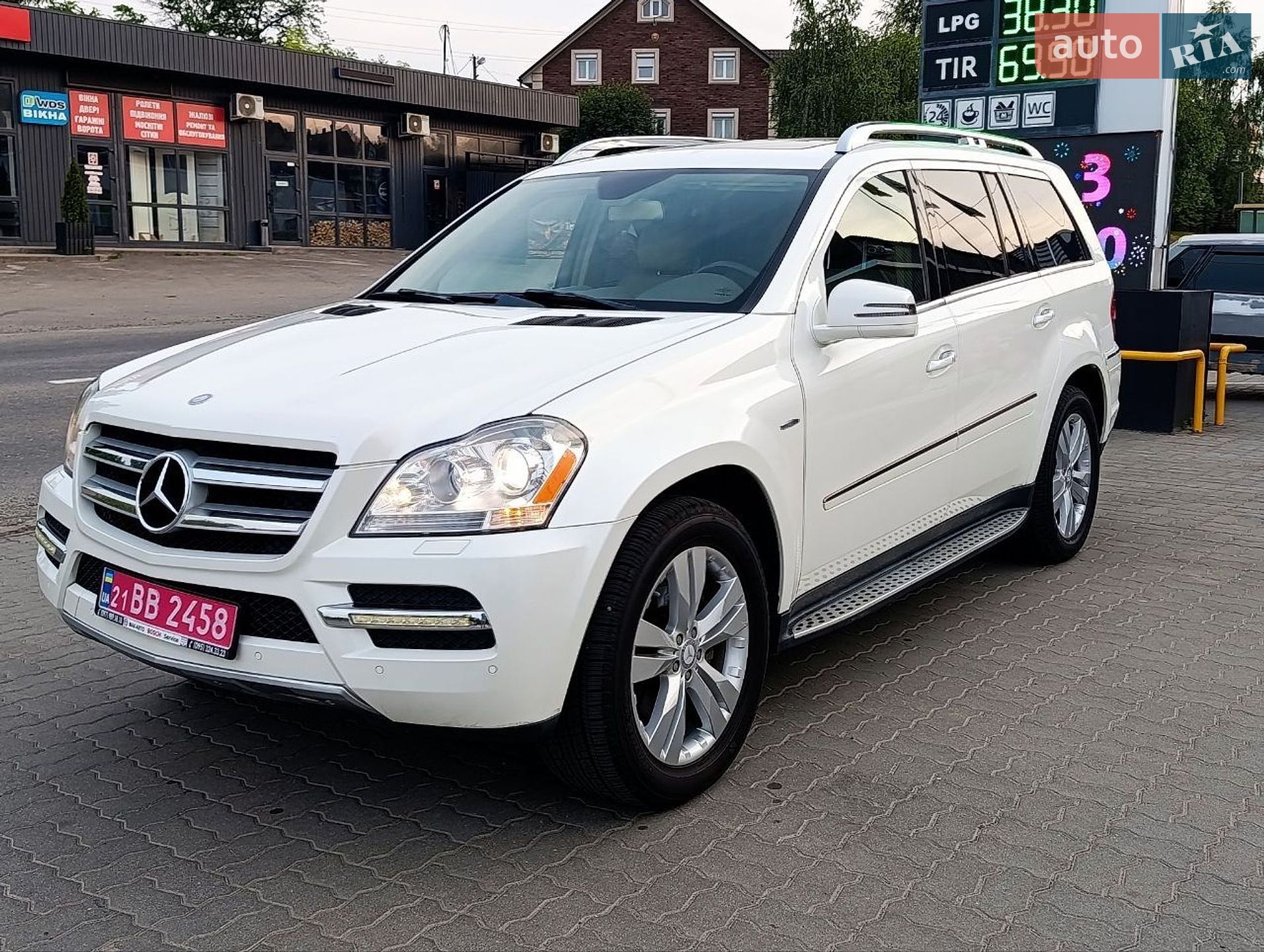 Mercedes-Benz GL-Class 2012 VIN 4JGBF2FE1CA775861 фото оголошення 9 з 45
