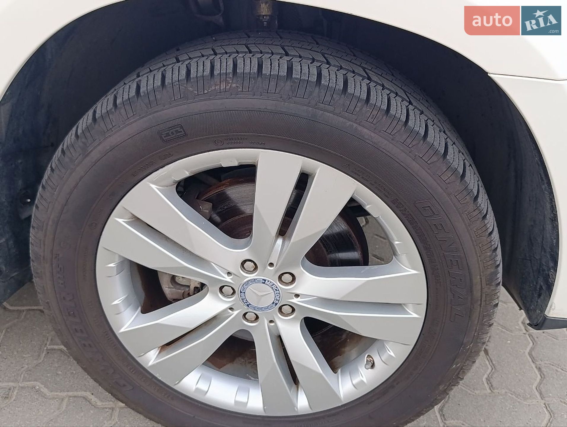 Mercedes-Benz GL-Class 2012 VIN 4JGBF2FE1CA775861 фото оголошення 7 з 38