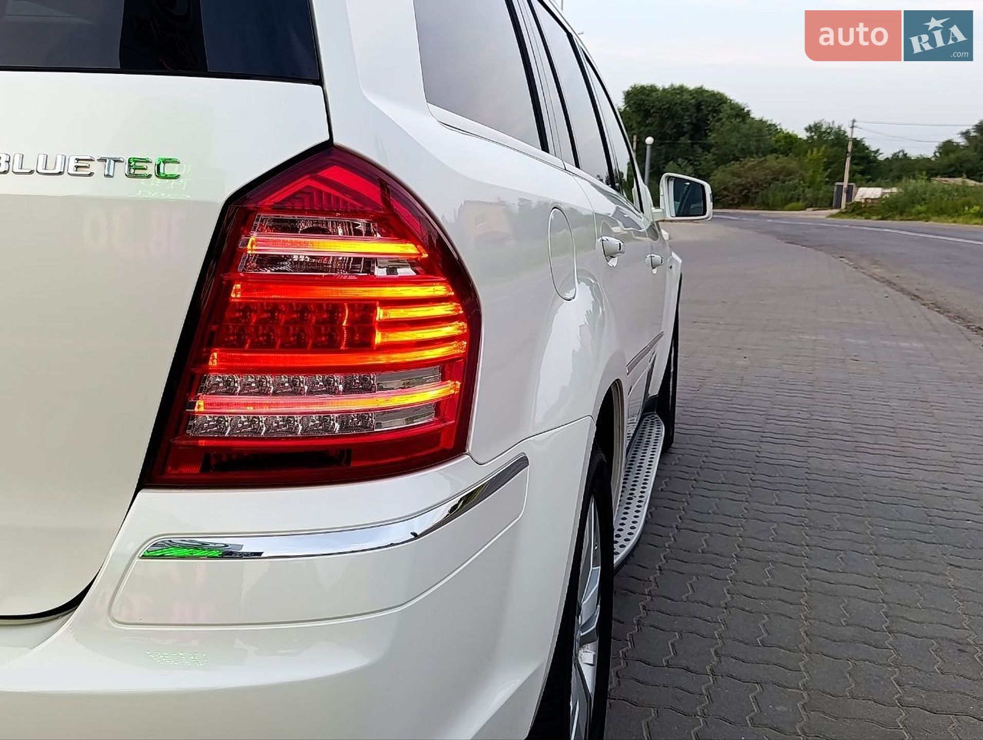 Mercedes-Benz GL-Class 2012 VIN 4JGBF2FE1CA775861 фото оголошення 8 з 38