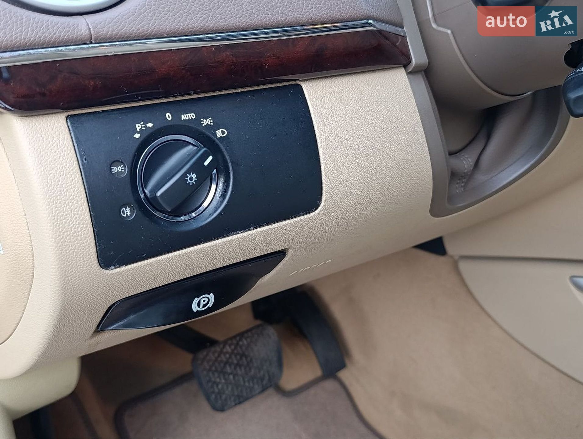 Mercedes-Benz GL-Class 2012 VIN 4JGBF2FE1CA775861 фото оголошення 11 з 38