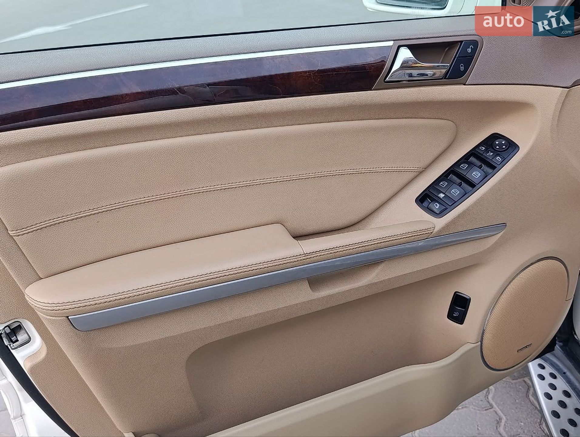 Mercedes-Benz GL-Class 2012 VIN 4JGBF2FE1CA775861 фото оголошення 15 з 38