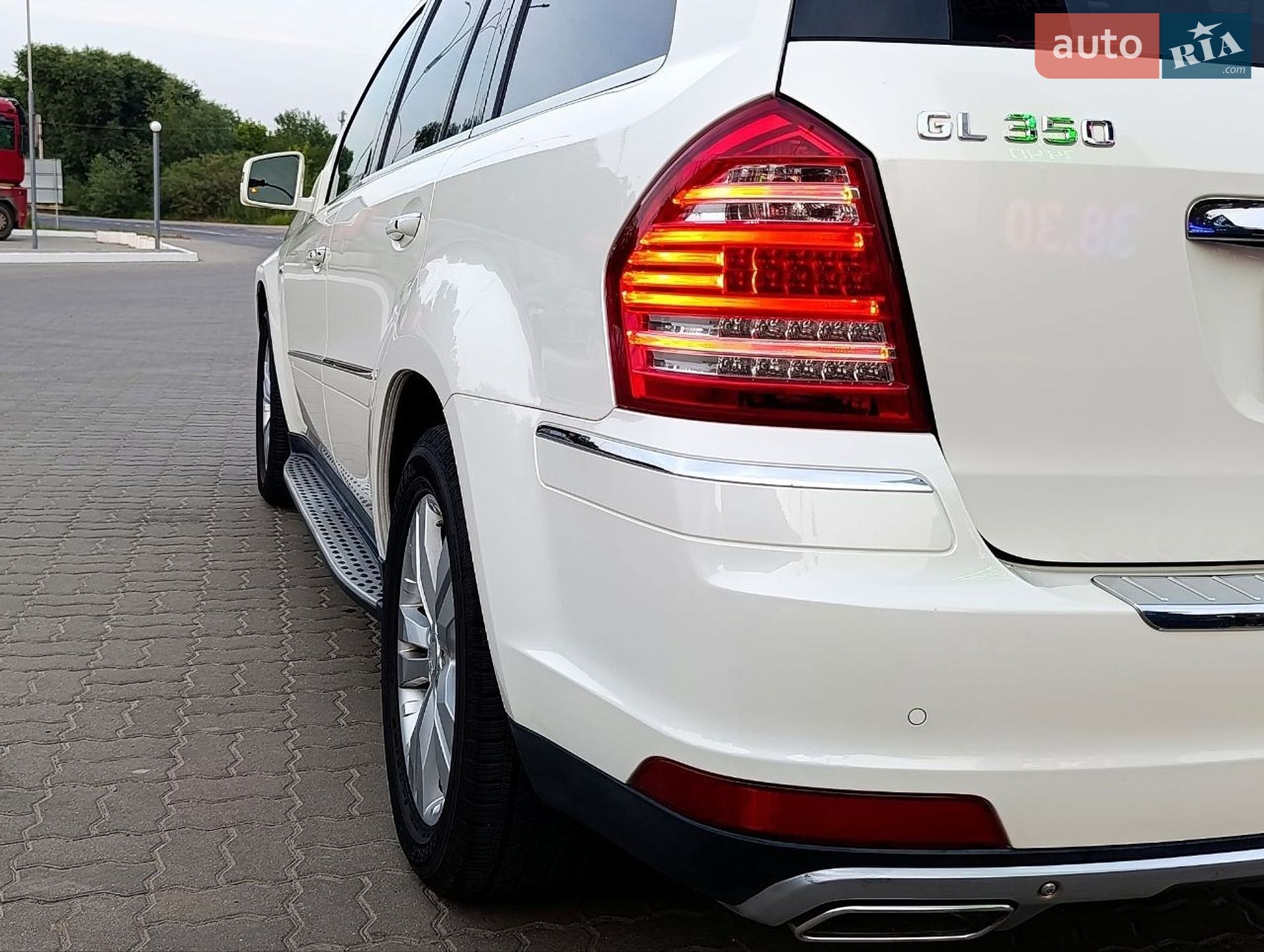 Mercedes-Benz GL-Class 2012 VIN 4JGBF2FE1CA775861 фото оголошення 14 з 38