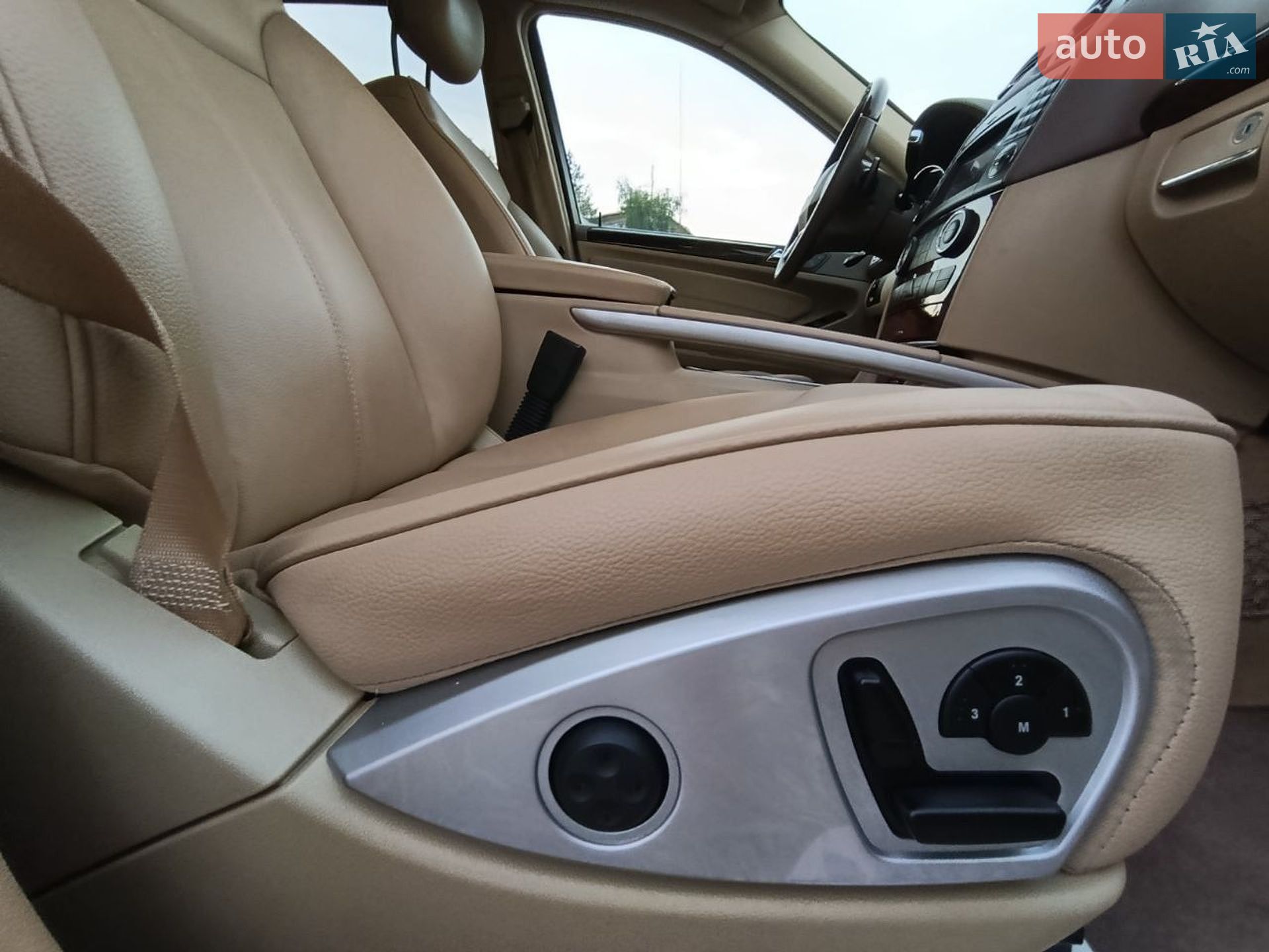 Mercedes-Benz GL-Class 2012 VIN 4JGBF2FE1CA775861 фото оголошення 20 з 38