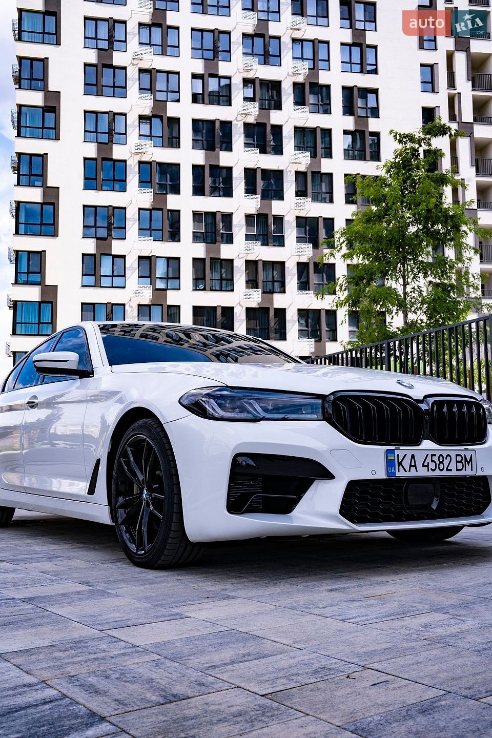 BMW 5 Series 2017 VIN WBAJA5C50JWA35691 фото оголошення 16 з 21