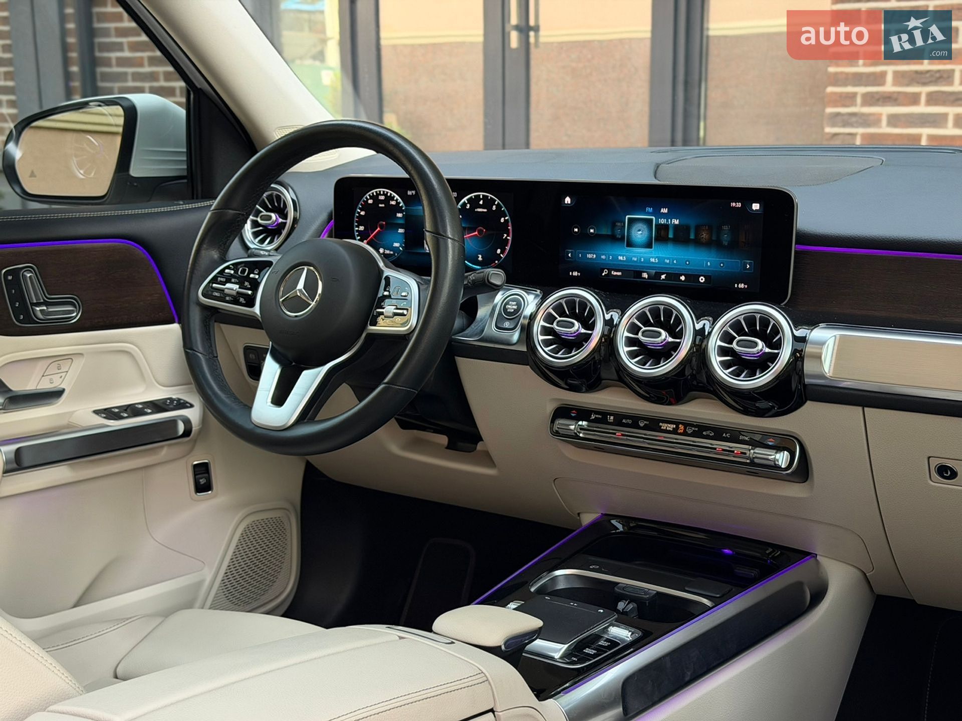 Mercedes-Benz GLB-Class 2019 VIN WDC4M4GB8LW011750 фото оголошення 3 з 51