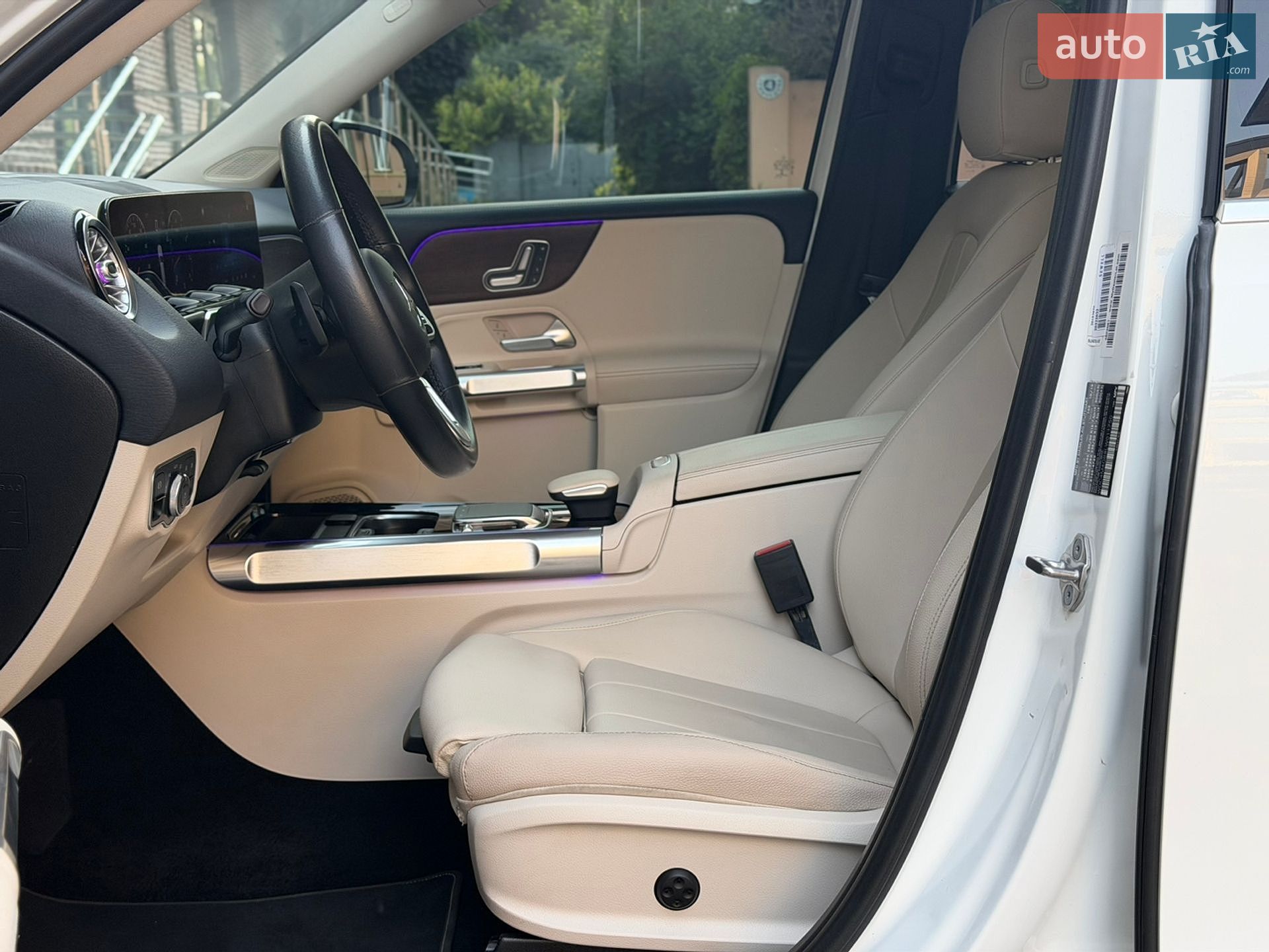 Mercedes-Benz GLB-Class 2019 VIN WDC4M4GB8LW011750 фото оголошення 17 з 51