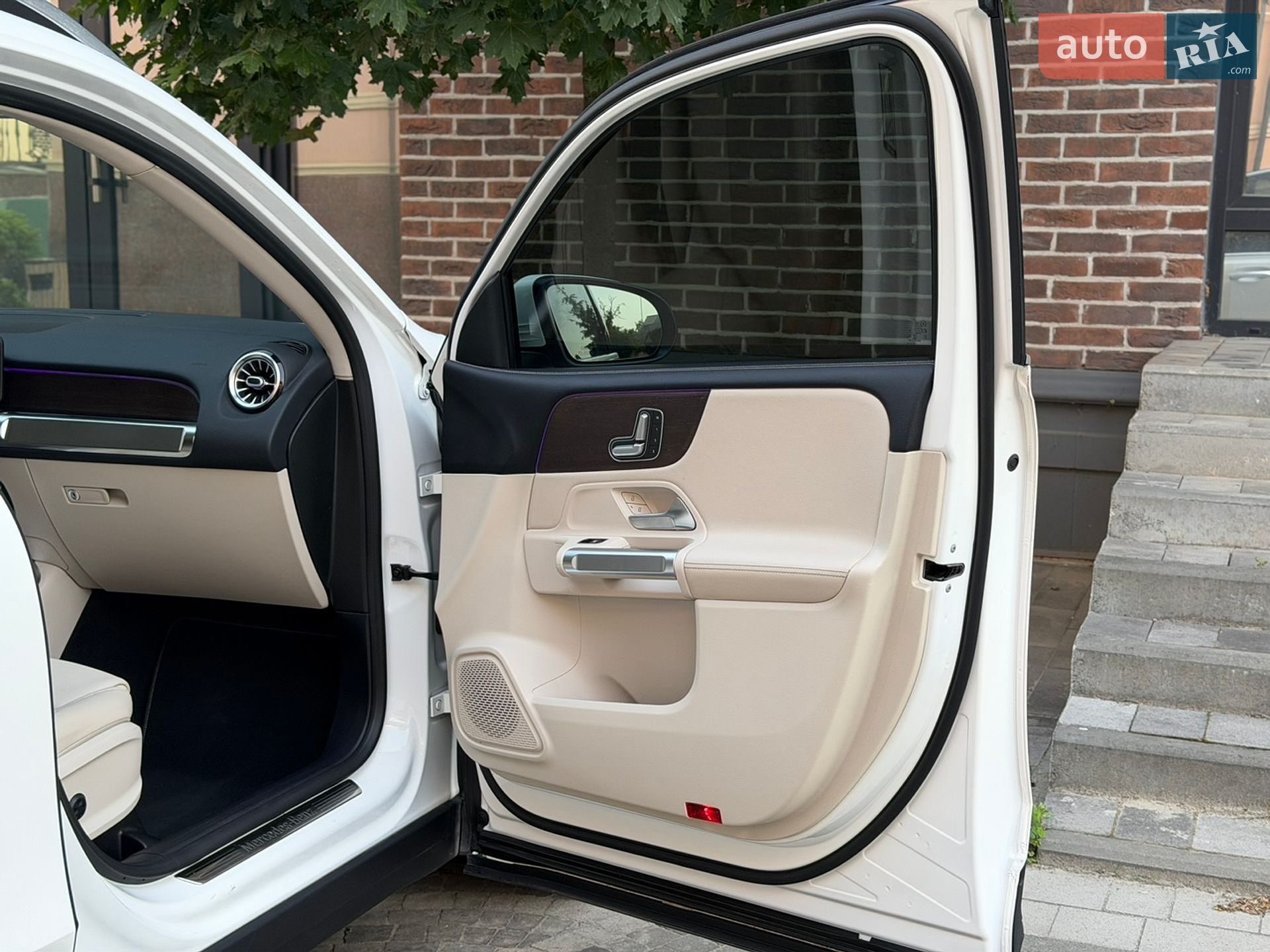 Mercedes-Benz GLB-Class 2019 VIN WDC4M4GB8LW011750 фото оголошення 22 з 51