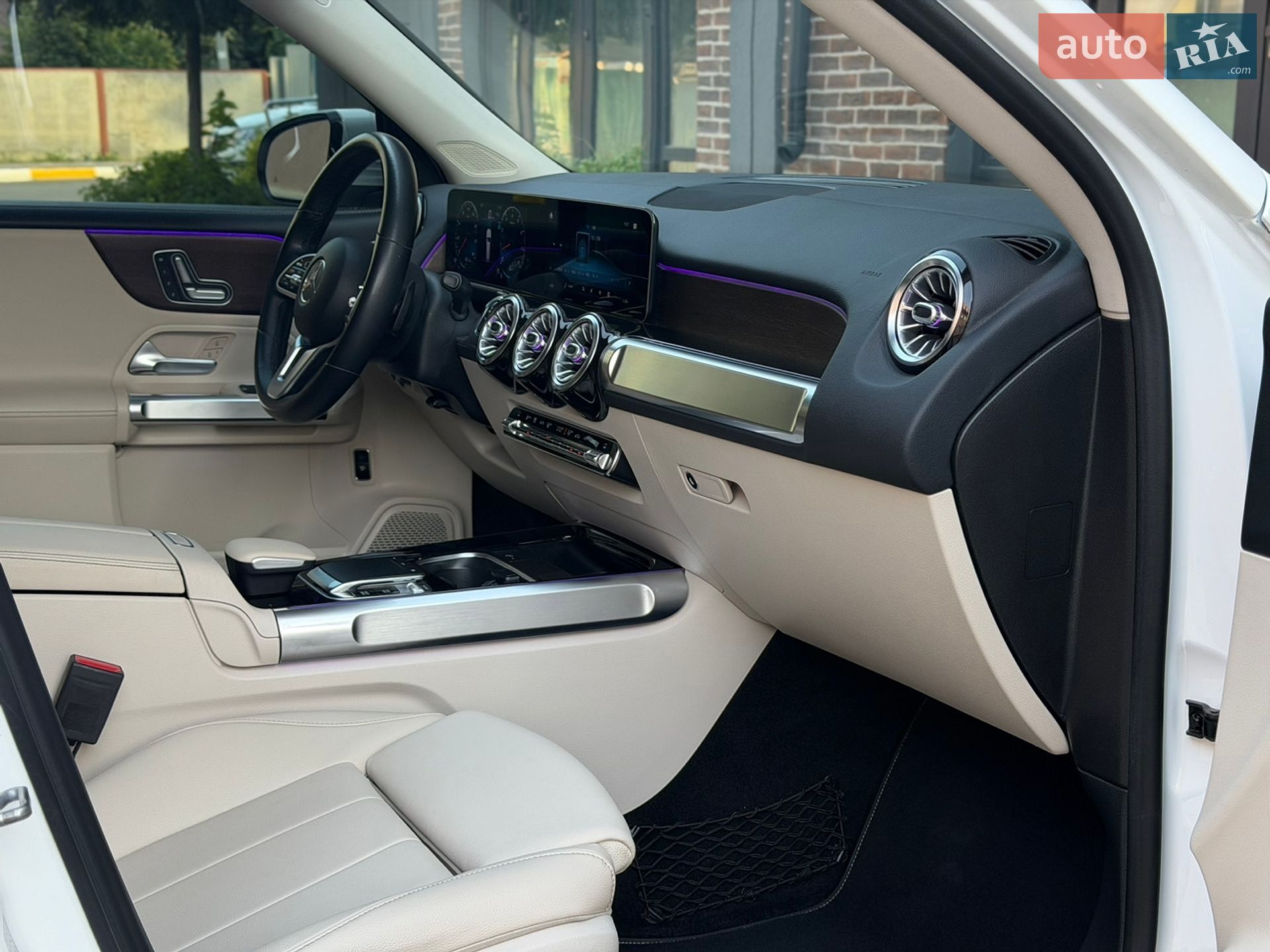 Mercedes-Benz GLB-Class 2019 VIN WDC4M4GB8LW011750 фото оголошення 24 з 51