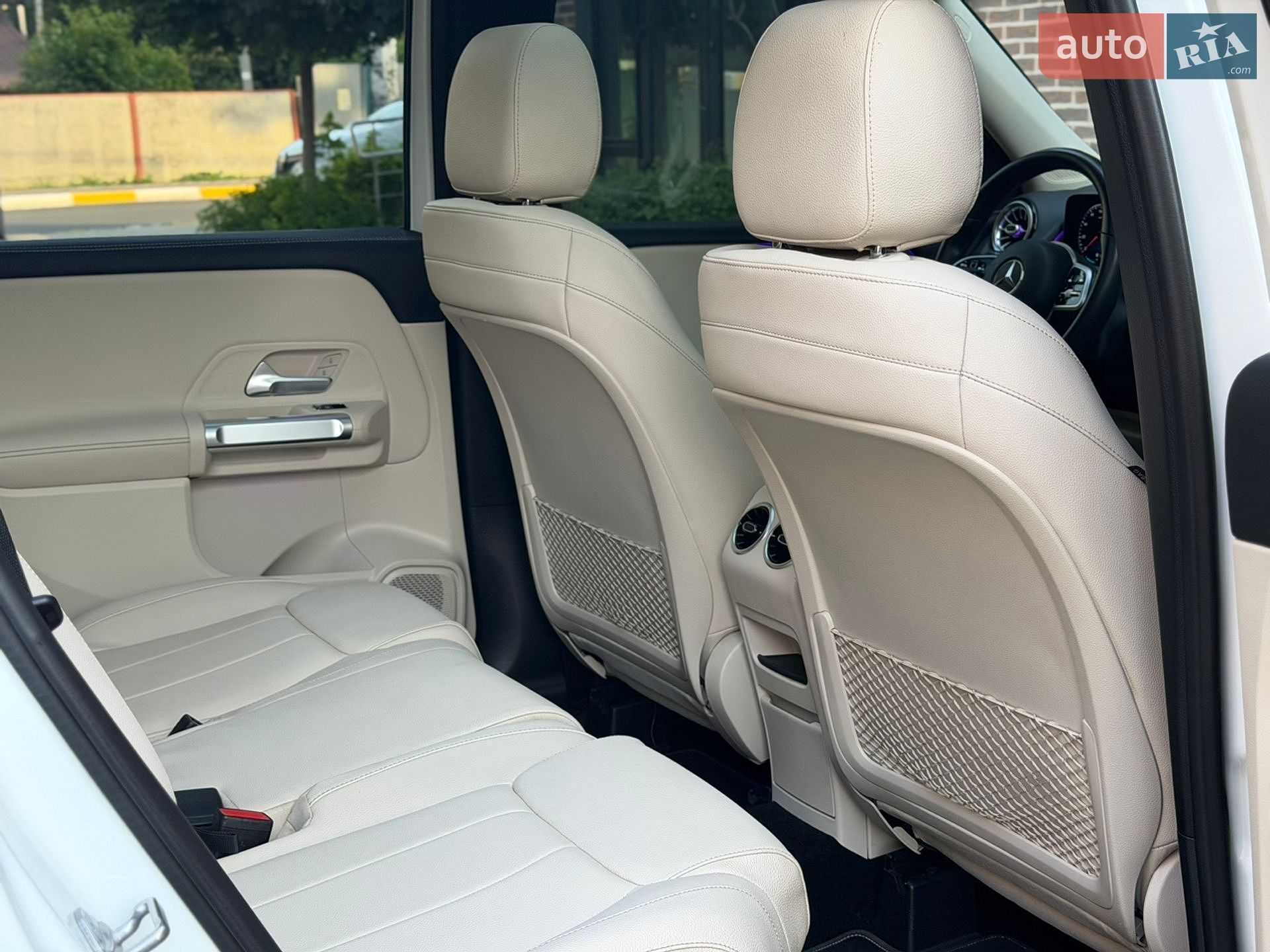 Mercedes-Benz GLB-Class 2019 VIN WDC4M4GB8LW011750 фото оголошення 41 з 51