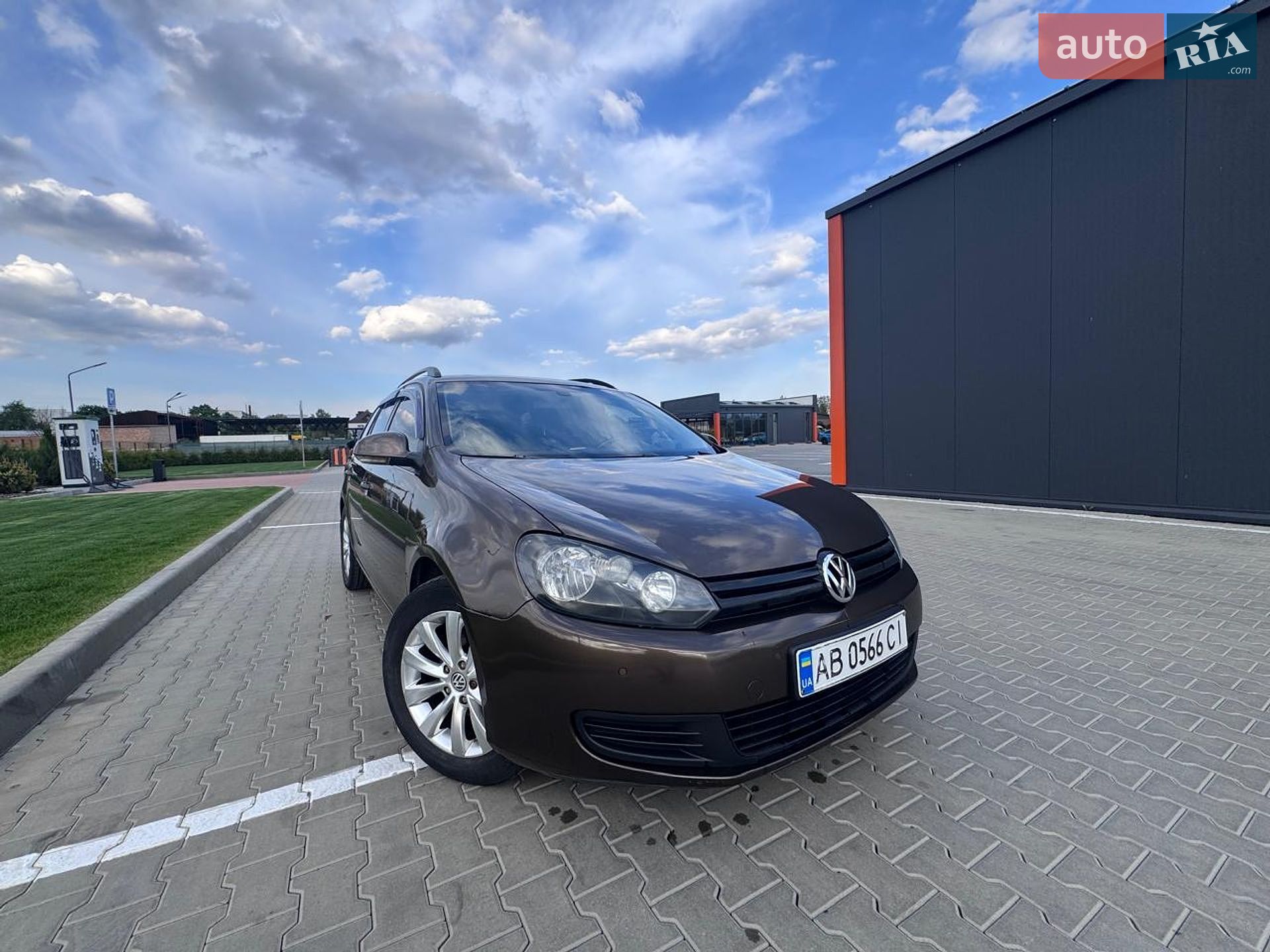 Volkswagen Golf 2011 VIN WVWZZZ1KZBM657731 фото оголошення 4 з 32