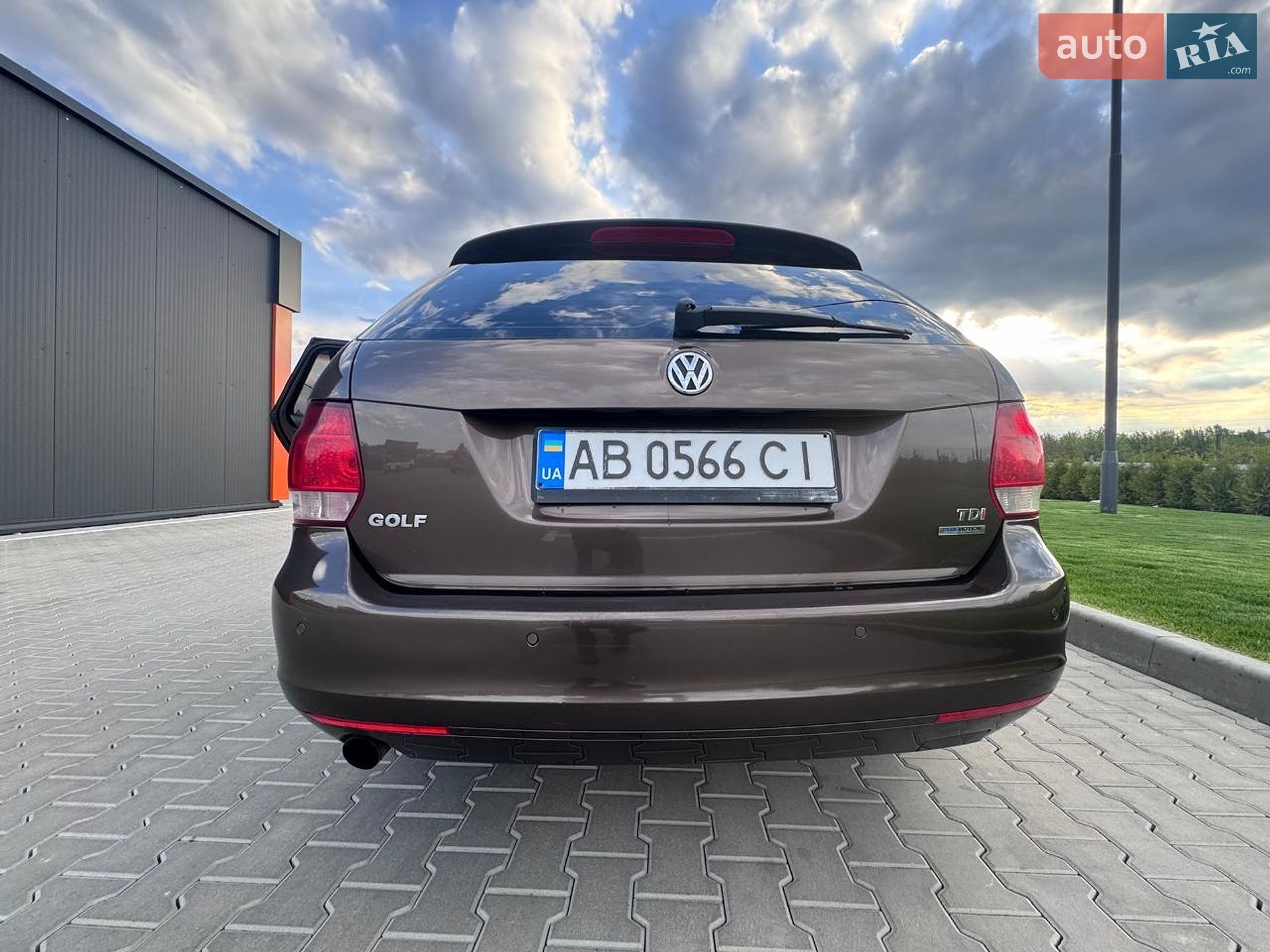 Volkswagen Golf 2011 VIN WVWZZZ1KZBM657731 фото оголошення 6 з 32
