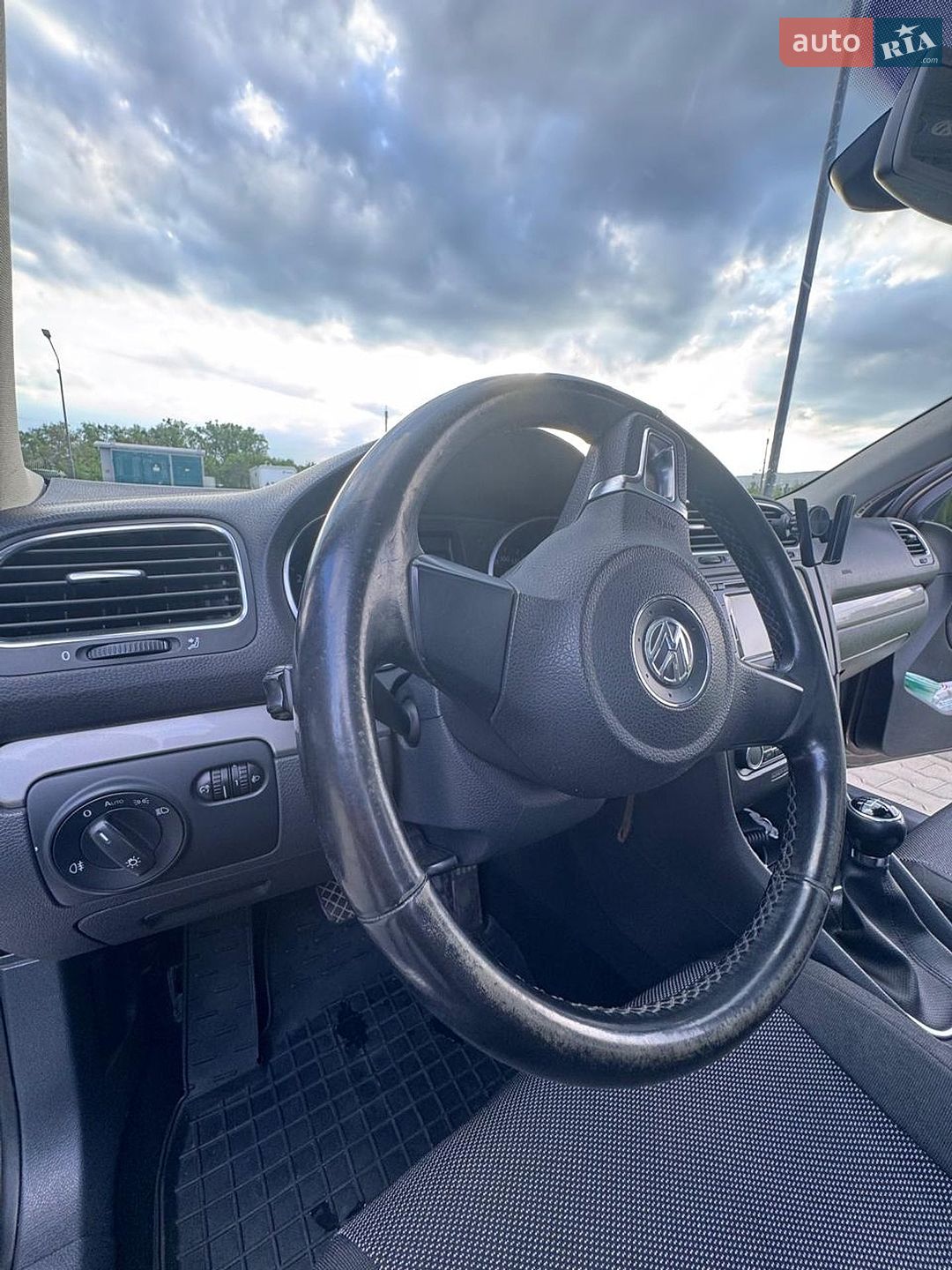 Volkswagen Golf 2011 VIN WVWZZZ1KZBM657731 фото оголошення 16 з 32
