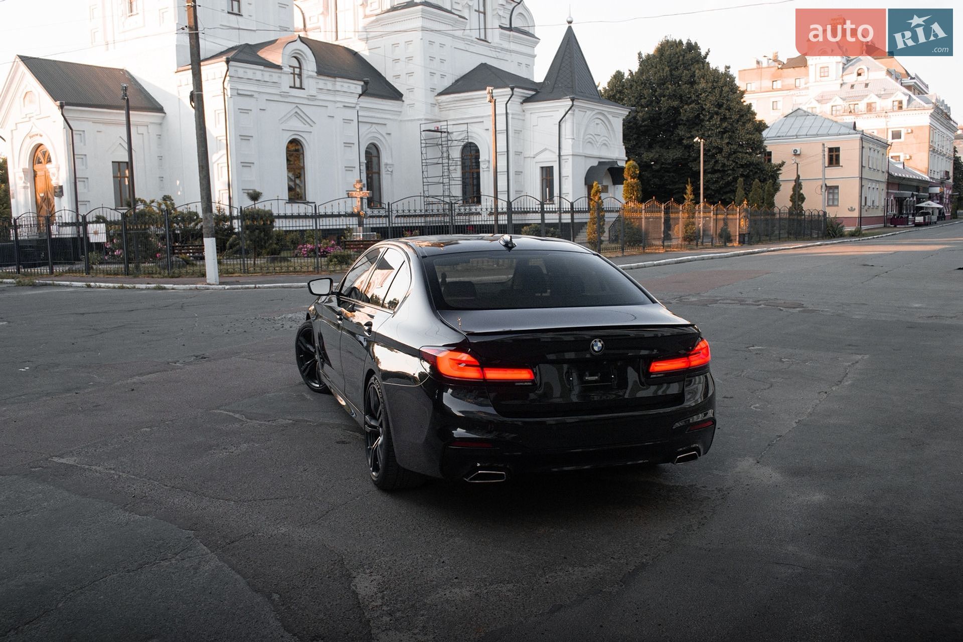 BMW 5 Series 2017 VIN WBAJE7C33HG888263 фото оголошення 27 з 32