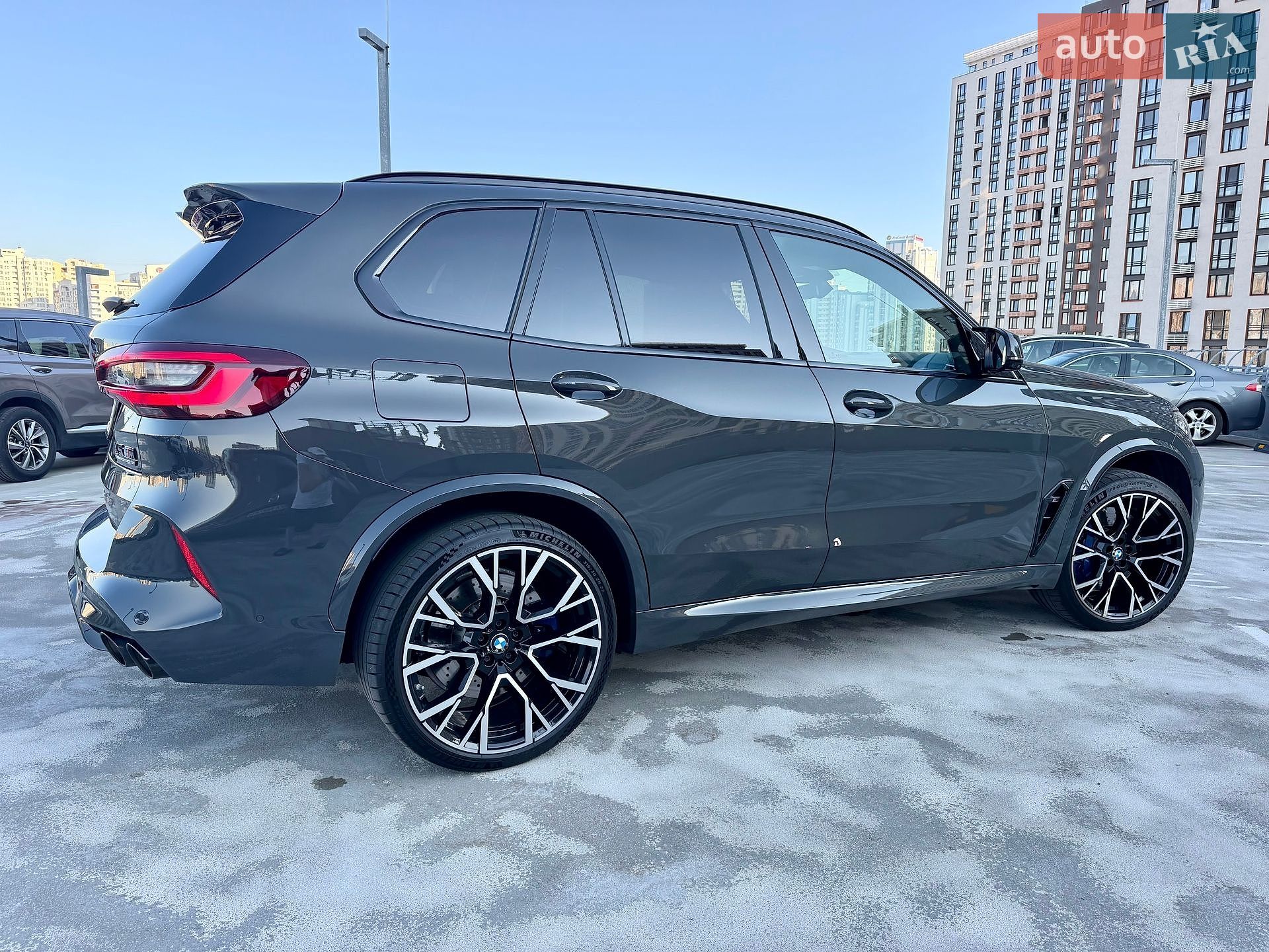 BMW X5 M 2022 VIN WBSJU010909L45118 фото оголошення 19 з 93