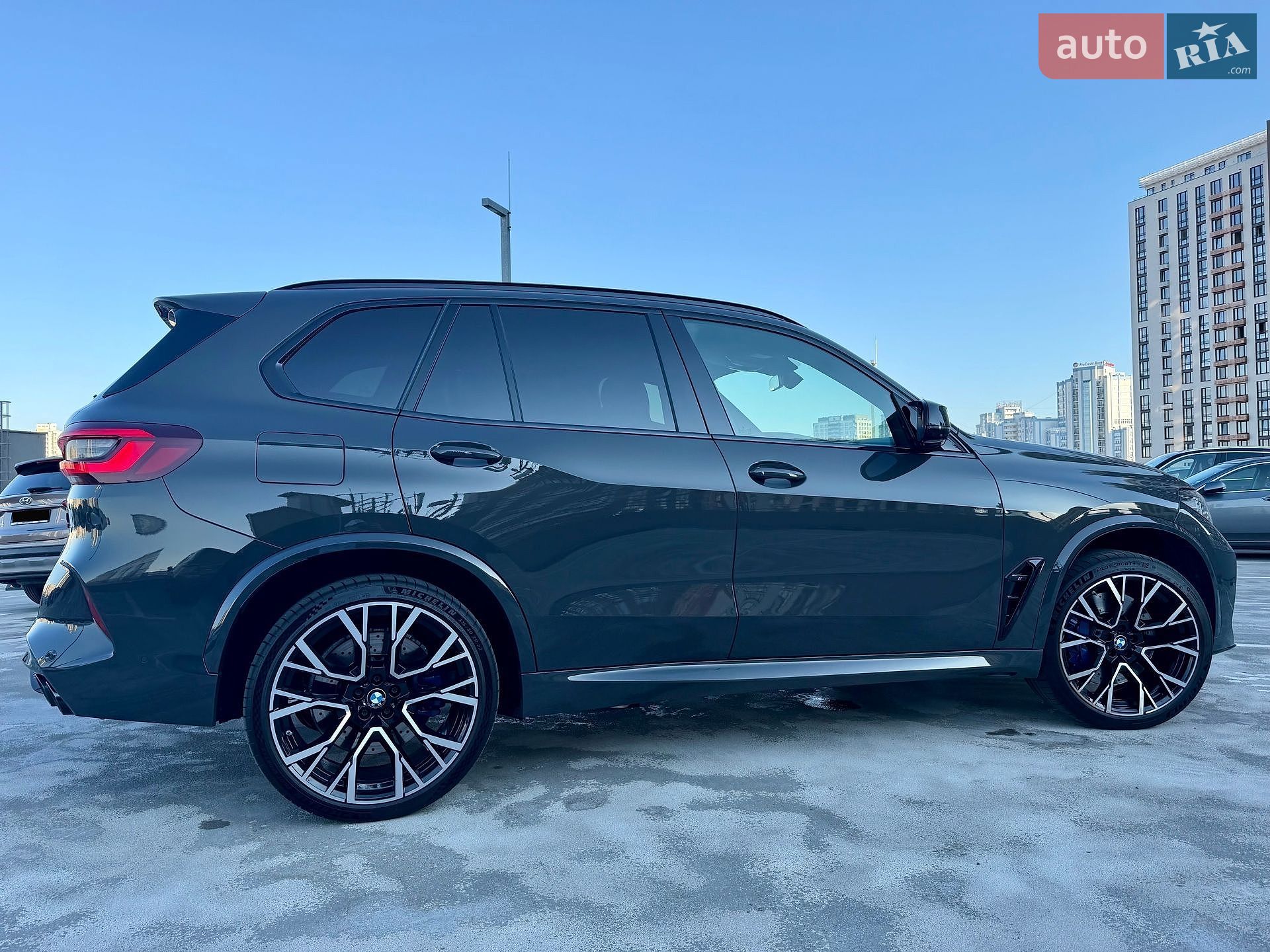 BMW X5 M 2022 VIN WBSJU010909L45118 фото оголошення 21 з 93