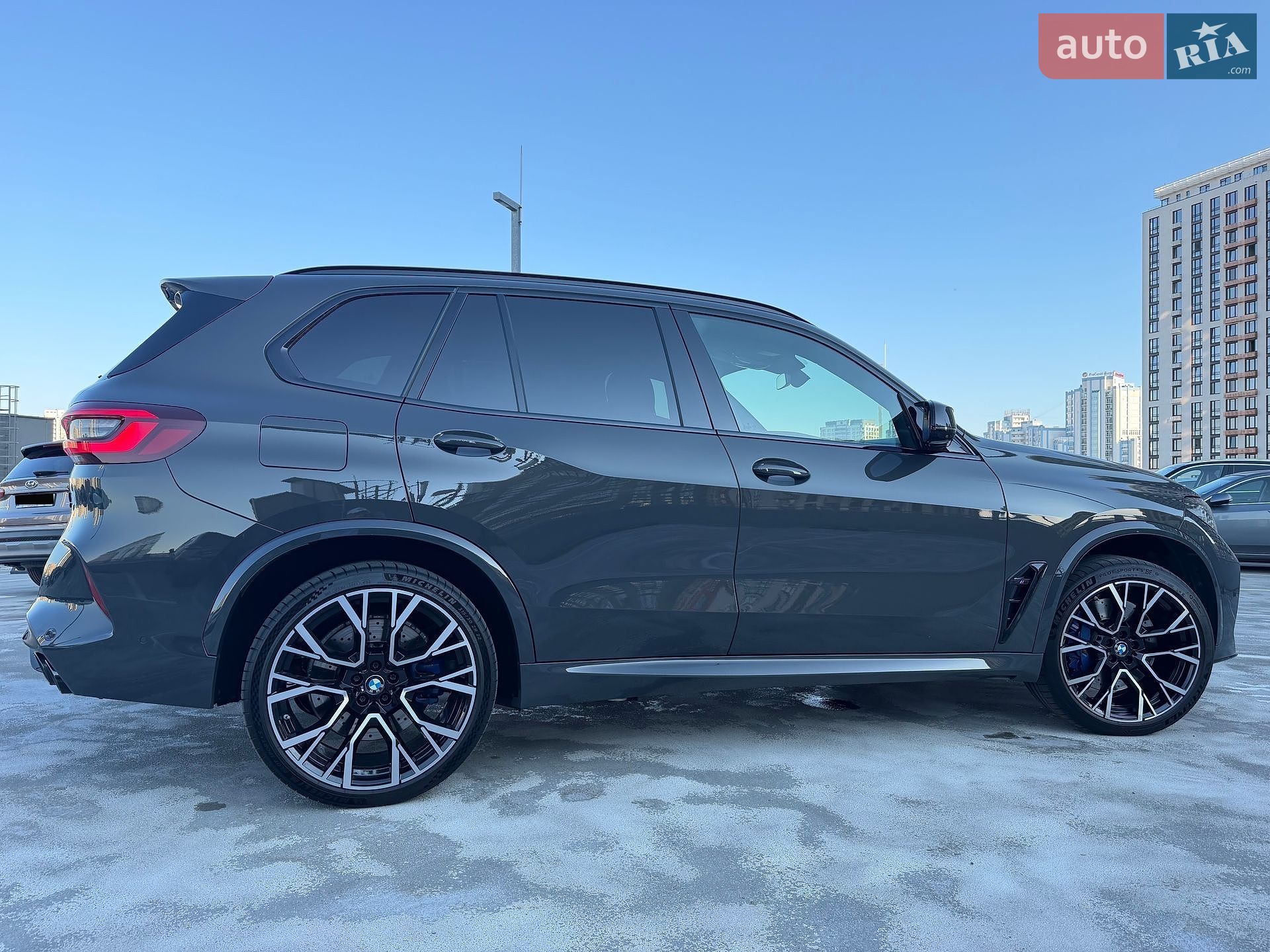 BMW X5 M 2022 VIN WBSJU010909L45118 фото оголошення 22 з 93