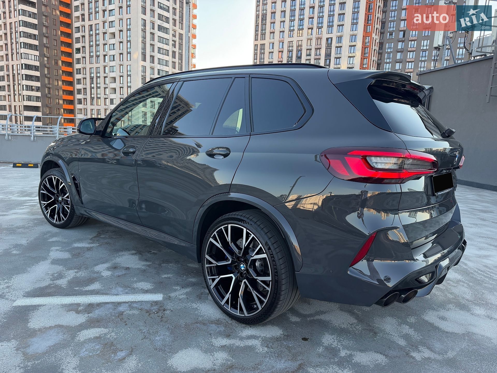 BMW X5 M 2022 VIN WBSJU010909L45118 фото оголошення 35 з 93