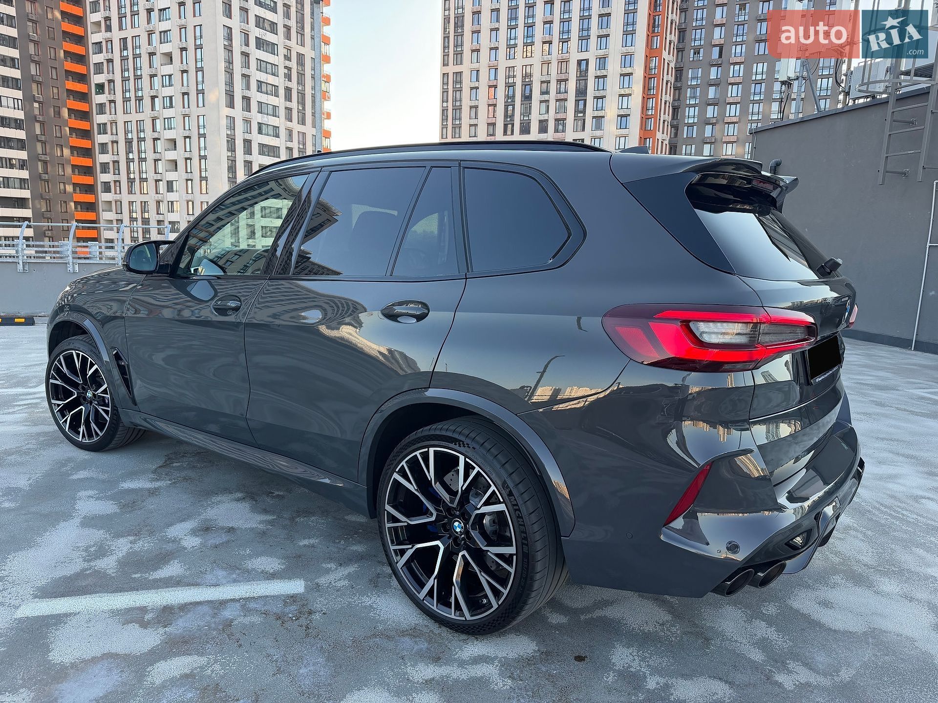 BMW X5 M 2022 VIN WBSJU010909L45118 фото оголошення 38 з 93