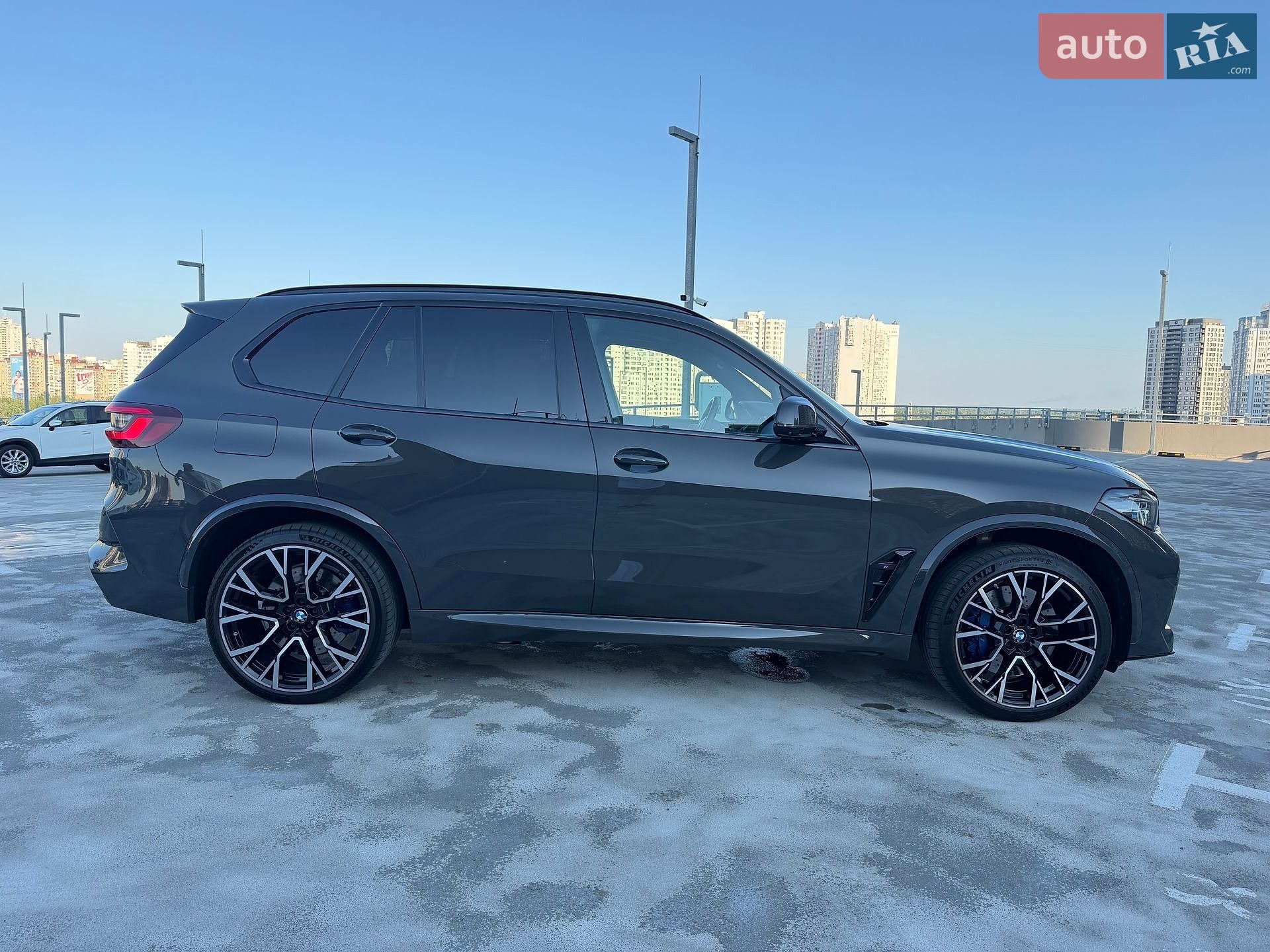BMW X5 M 2022 VIN WBSJU010909L45118 фото оголошення 50 з 93