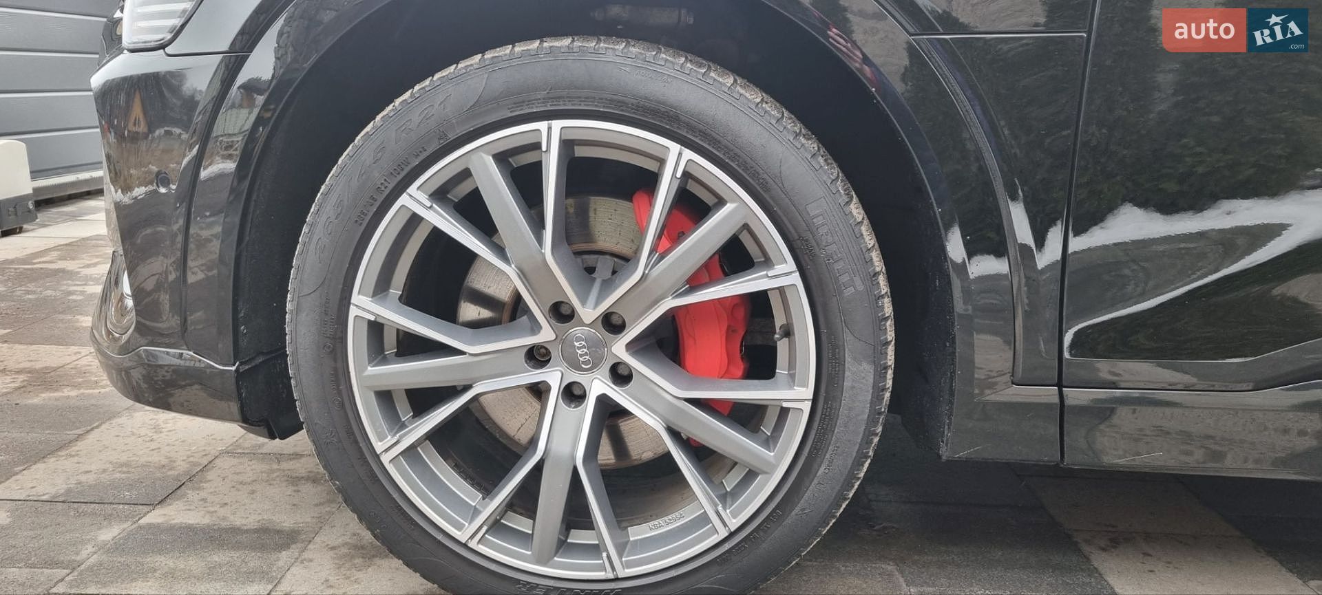 Audi e-tron 2019 VIN WAUZZZGE0LB012657 фото оголошення 7 з 20