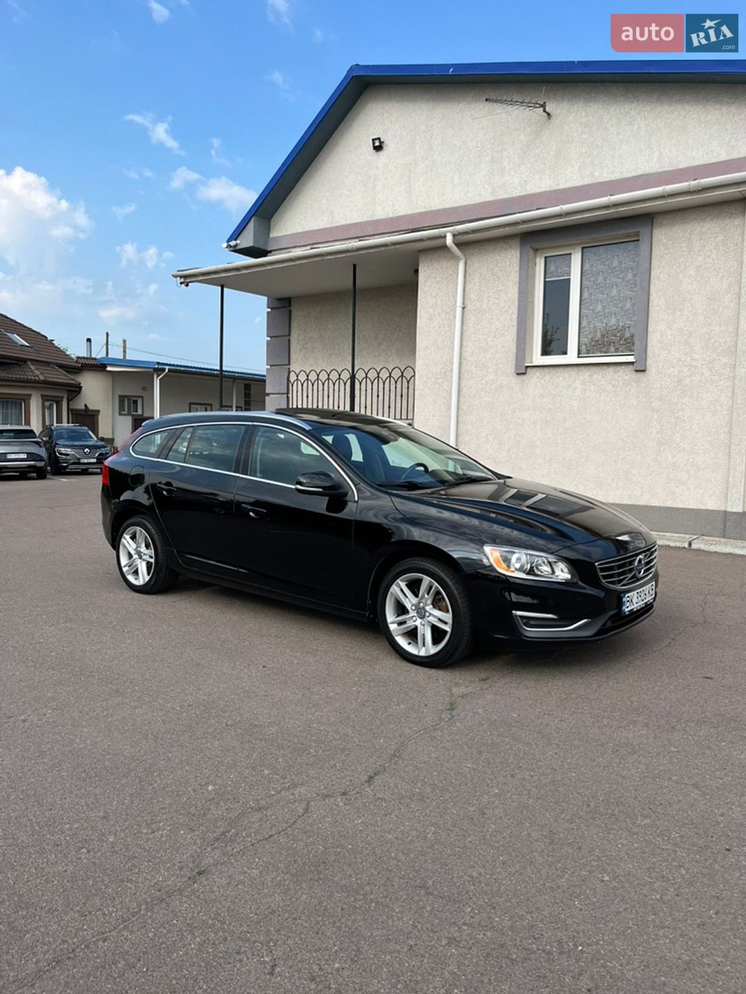 Volvo V60 2014 VIN YV140MEKXF1252595 фото оголошення 3 з 18