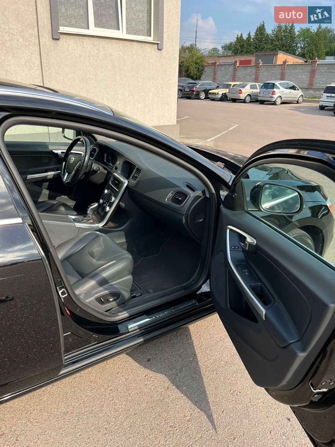 Volvo V60 2014 VIN YV140MEKXF1252595 фото оголошення 16 з 18