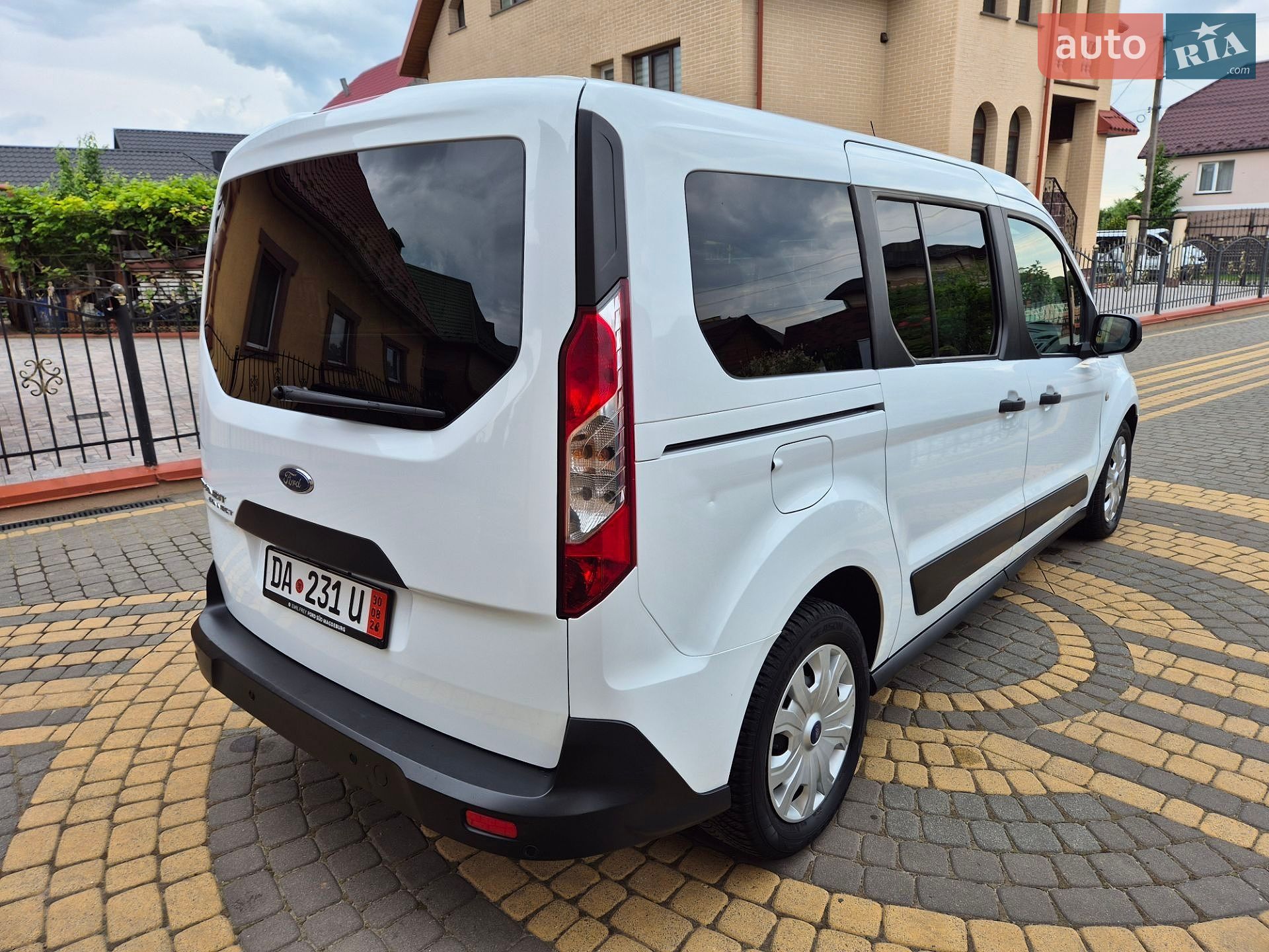Ford Transit Connect 2020 VIN WF07XXWPG7LR09640 фото оголошення 11 з 38