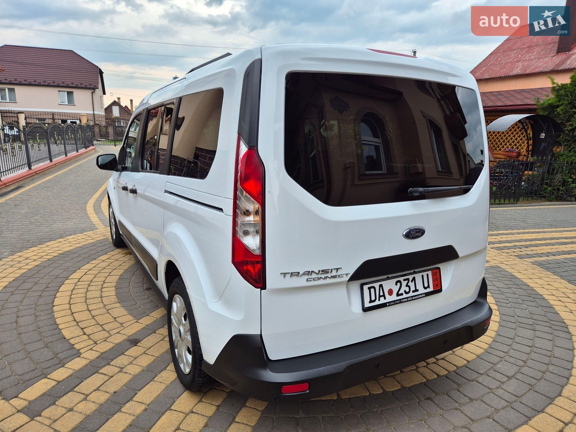 Ford Transit Connect 2020 VIN WF07XXWPG7LR09640 фото оголошення 10 з 38