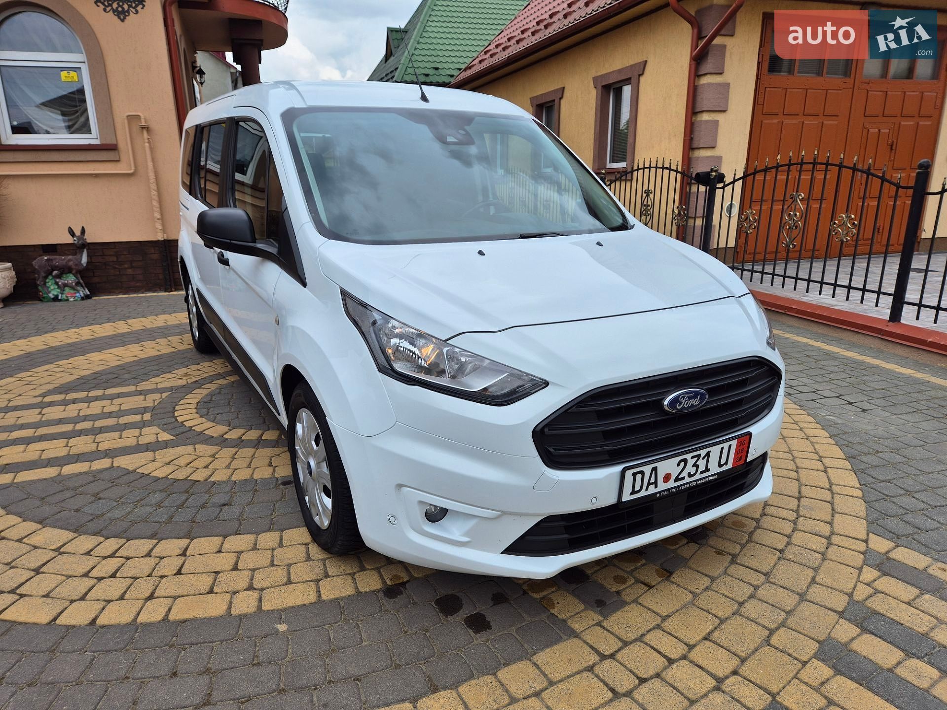 Ford Transit Connect 2020 VIN WF07XXWPG7LR09640 фото оголошення 4 з 38