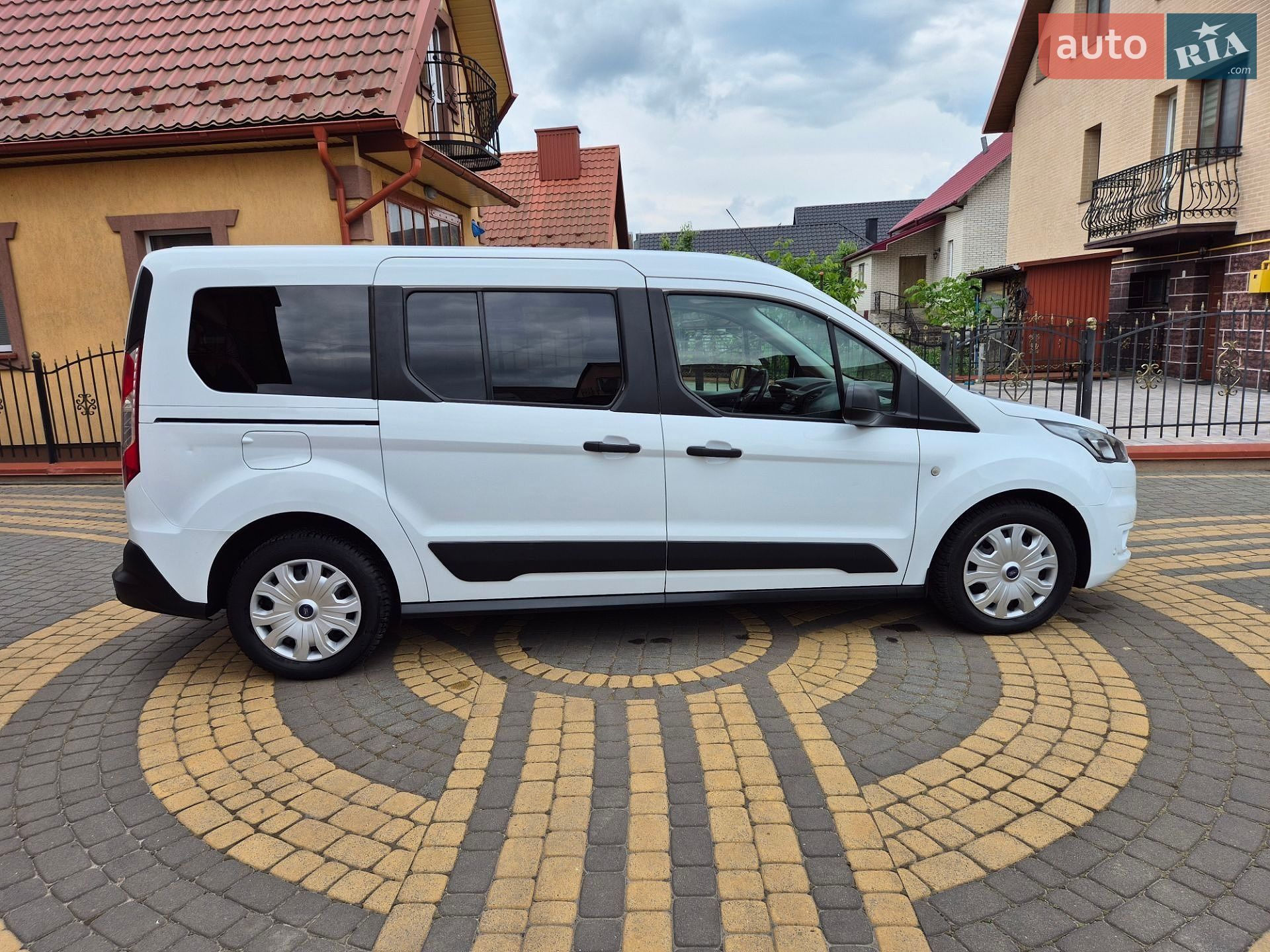 Ford Transit Connect 2020 VIN WF07XXWPG7LR09640 фото оголошення 8 з 38