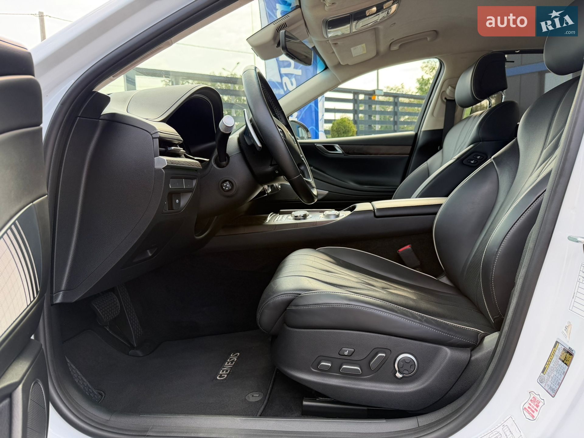 Genesis G80 2022 VIN KMTGE4S14PU004246 фото оголошення 11 з 29