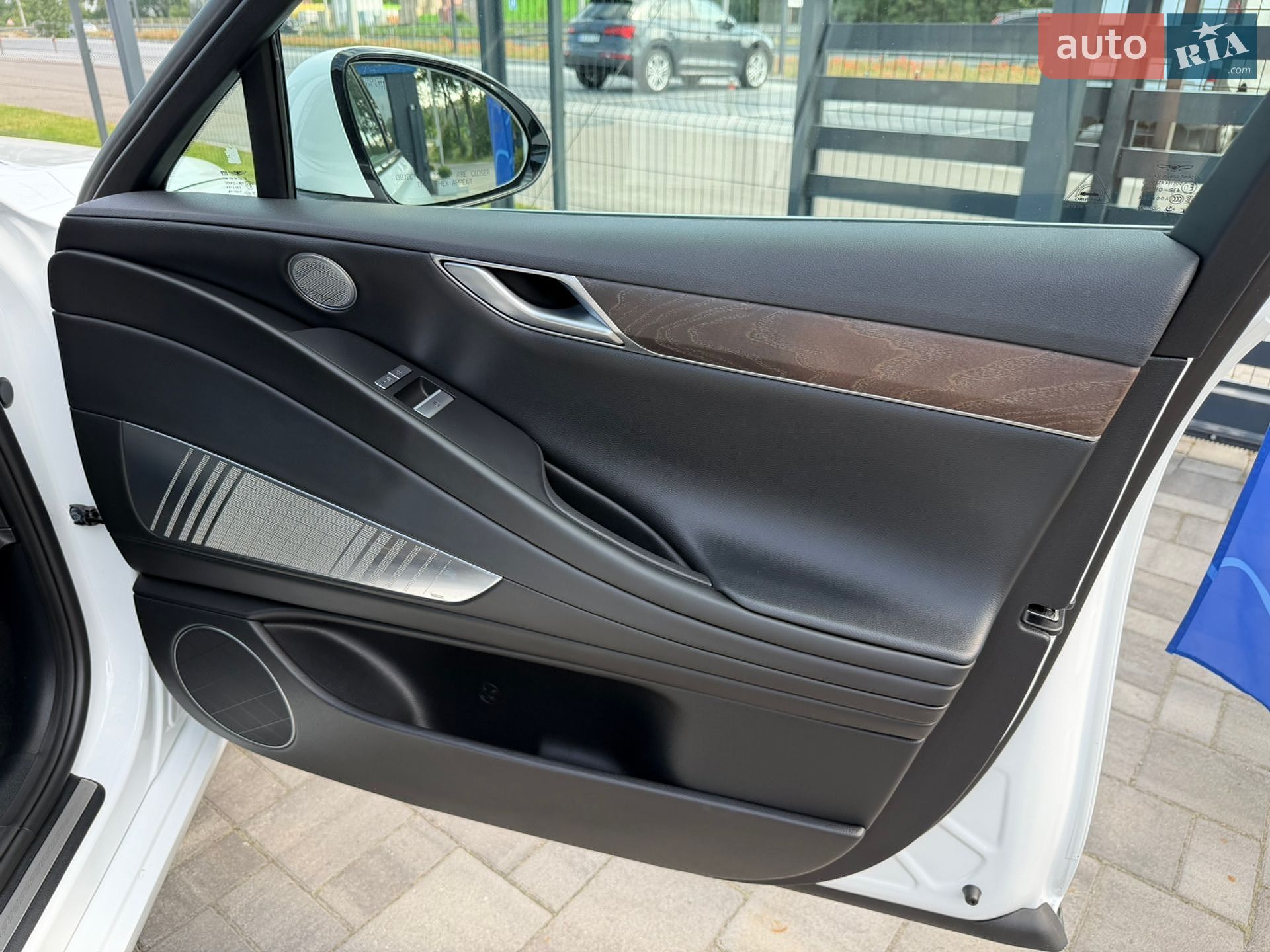 Genesis G80 2022 VIN KMTGE4S14PU004246 фото оголошення 17 з 29