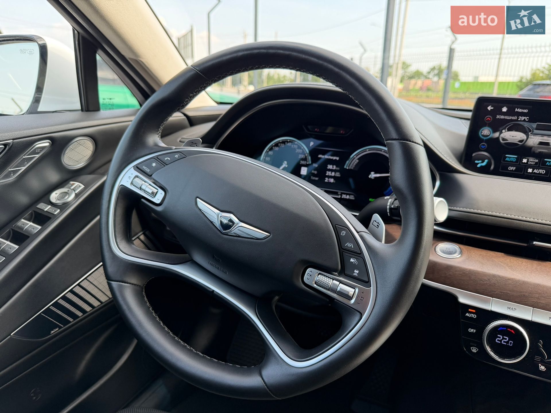 Genesis G80 2022 VIN KMTGE4S14PU004246 фото оголошення 25 з 29