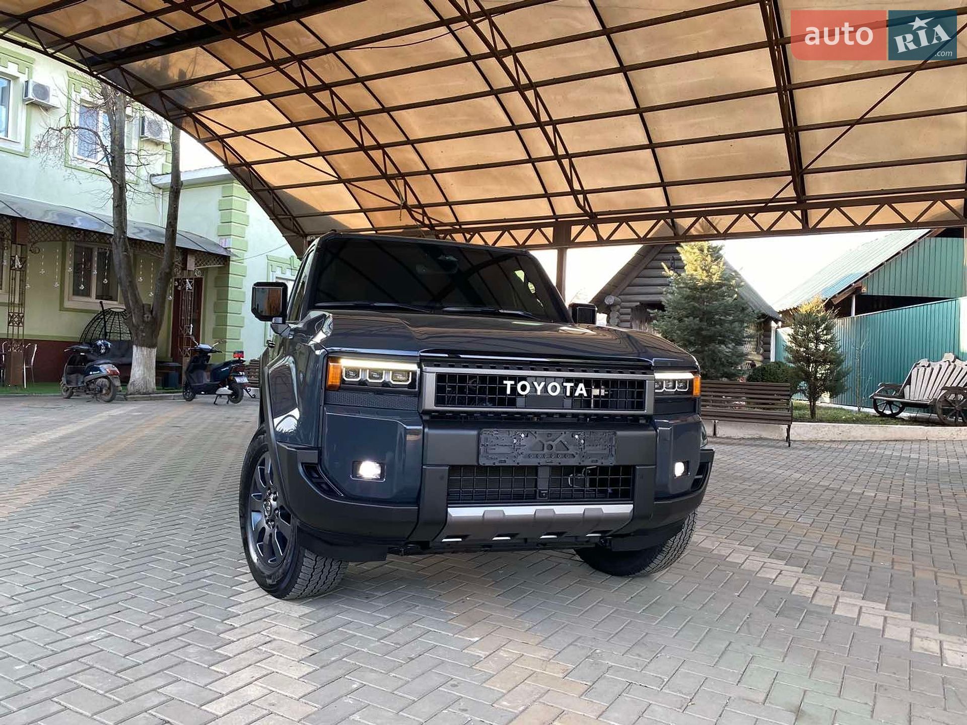 Toyota Land Cruiser Prado 2024 VIN JTEAR3AJX05002257 фото оголошення 2 з 34