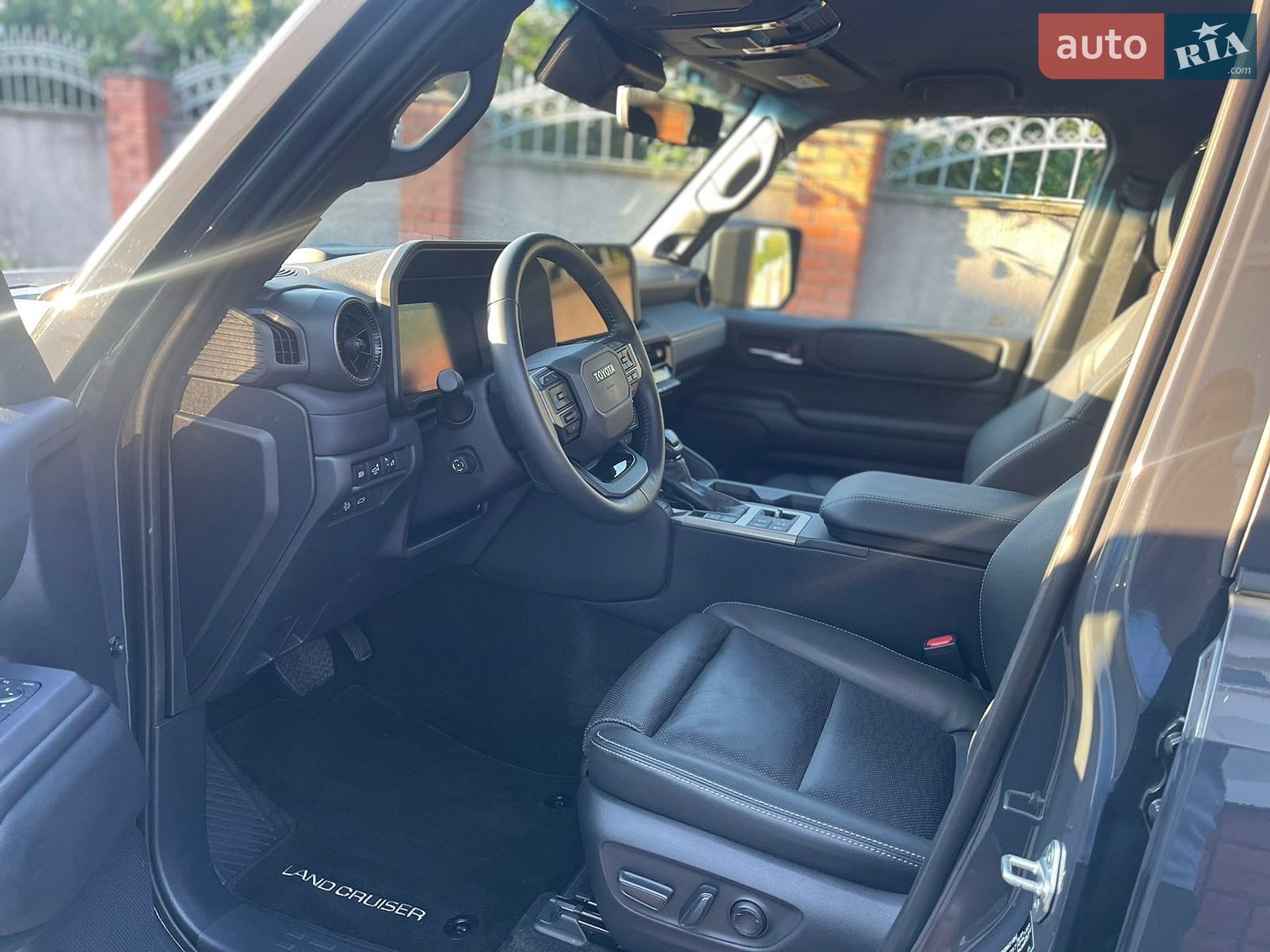 Toyota Land Cruiser Prado 2024 VIN JTEAR3AJX05002257 фото оголошення 25 з 34