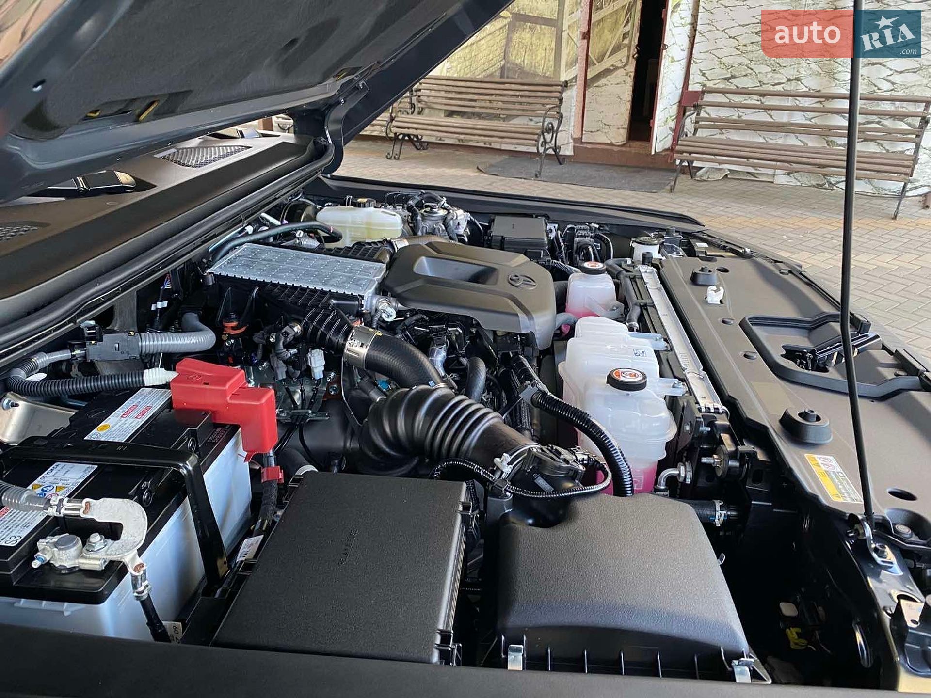 Toyota Land Cruiser Prado 2024 VIN JTEAR3AJX05002257 фото оголошення 33 з 34