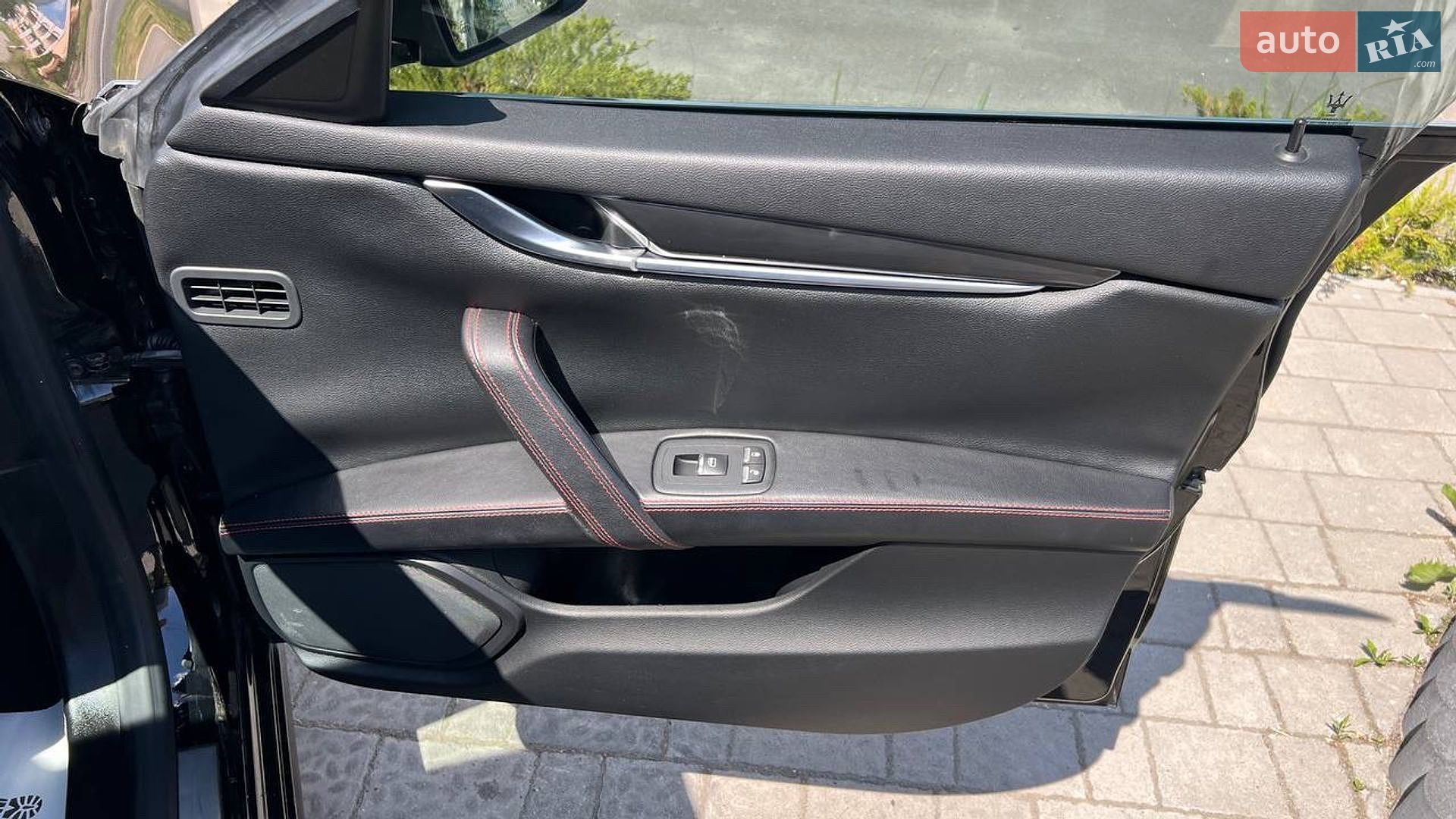 Maserati Ghibli 2017 VIN ZAM57XSA2H1247053 фото оголошення 33 з 36