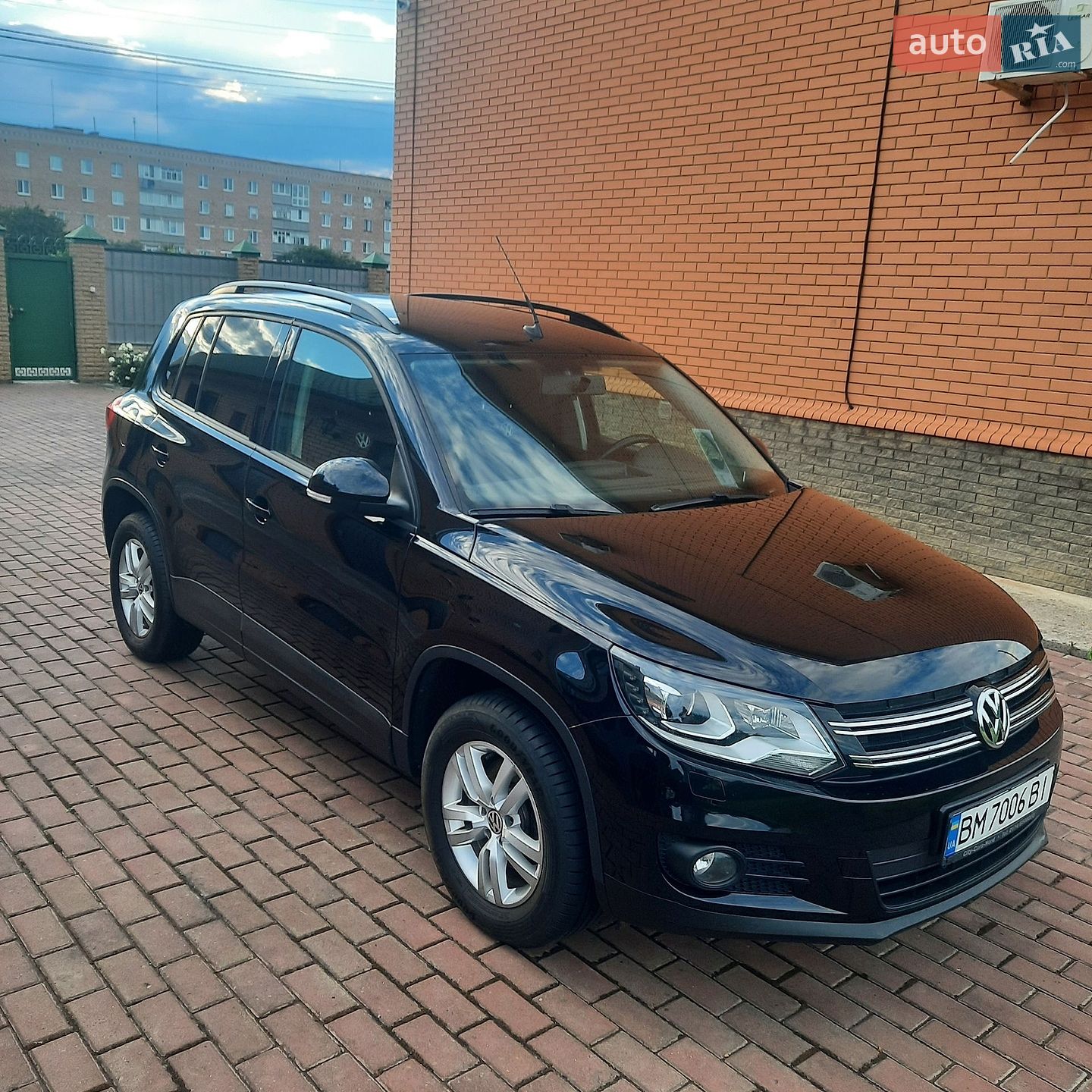 Volkswagen Tiguan 2015 VIN WVGZZZ5NZFW586654 фото оголошення 9 з 22