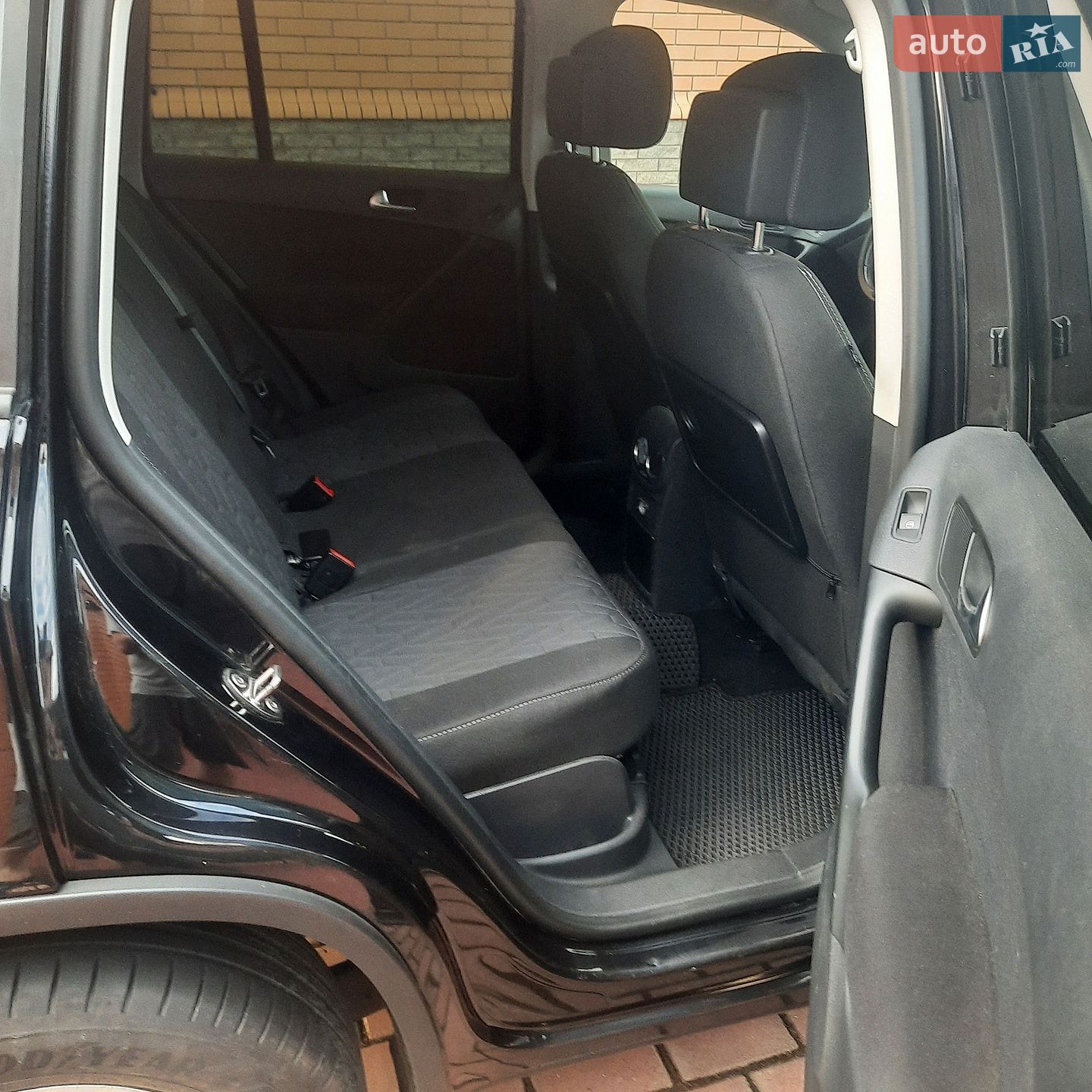 Volkswagen Tiguan 2015 VIN WVGZZZ5NZFW586654 фото оголошення 15 з 22