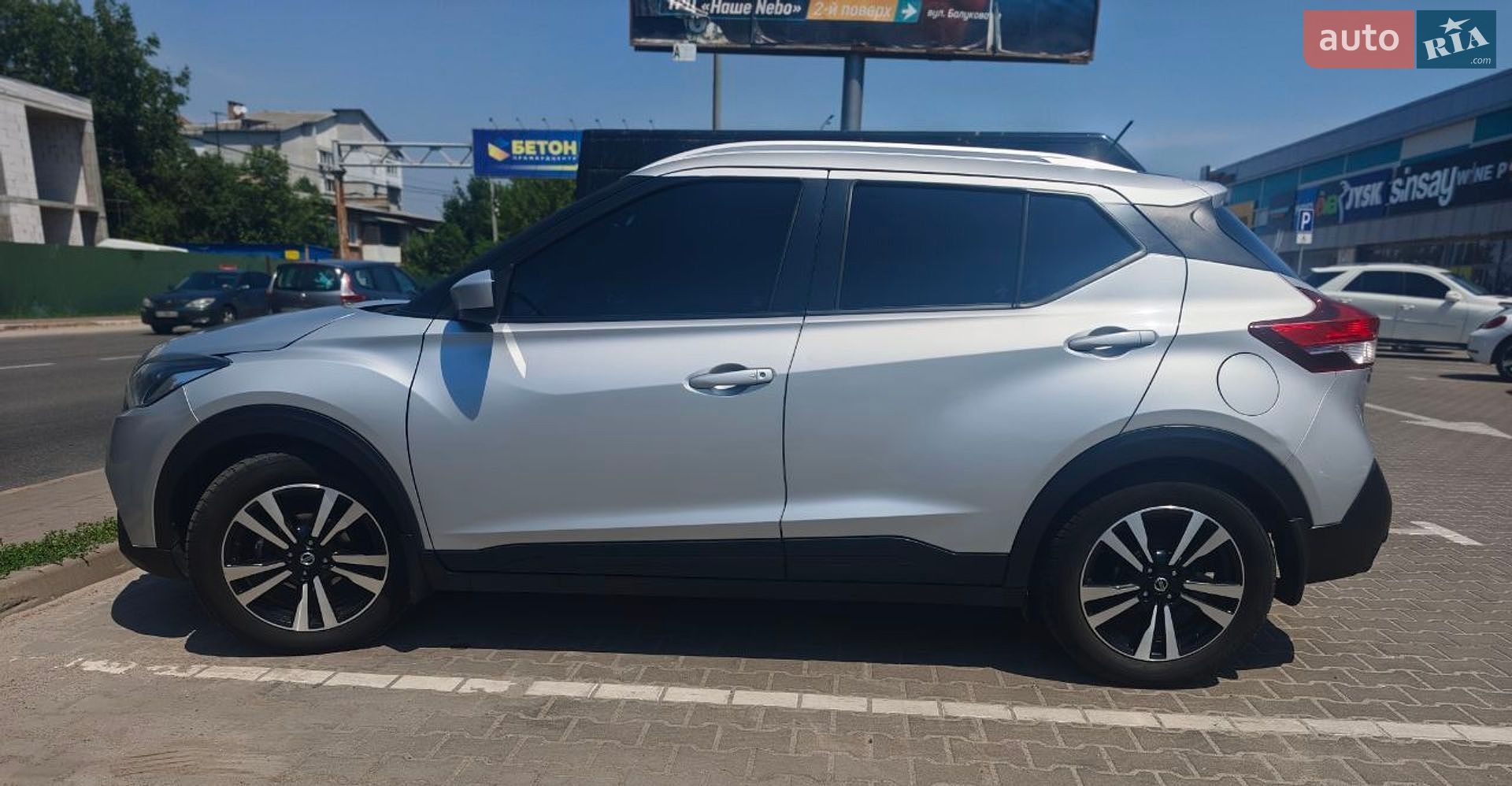 Nissan Kicks 2019 VIN 3N1CP5CU1KL558680 фото оголошення 4 з 15