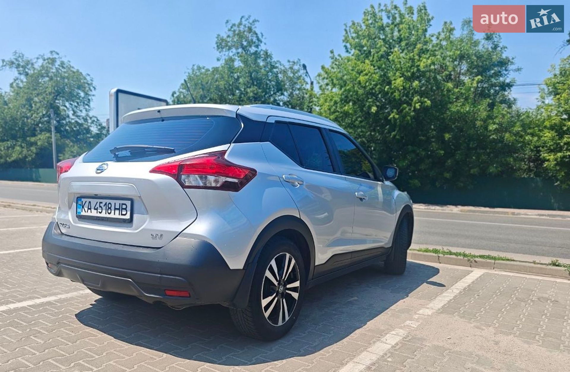 Nissan Kicks 2019 VIN 3N1CP5CU1KL558680 фото оголошення 7 з 15