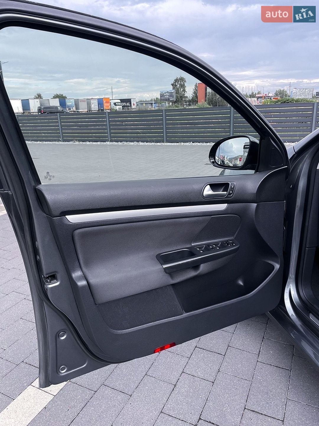 Volkswagen Golf 2013 VIN WVWZZZ1KZDM659937 фото оголошення 18 з 40