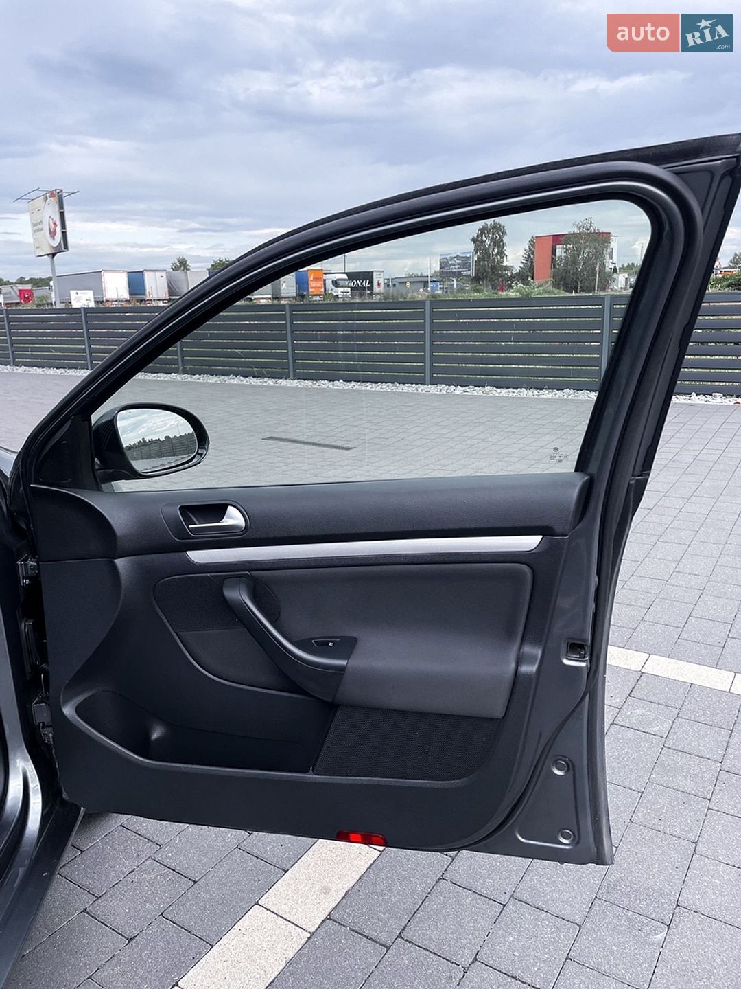 Volkswagen Golf 2013 VIN WVWZZZ1KZDM659937 фото оголошення 21 з 40