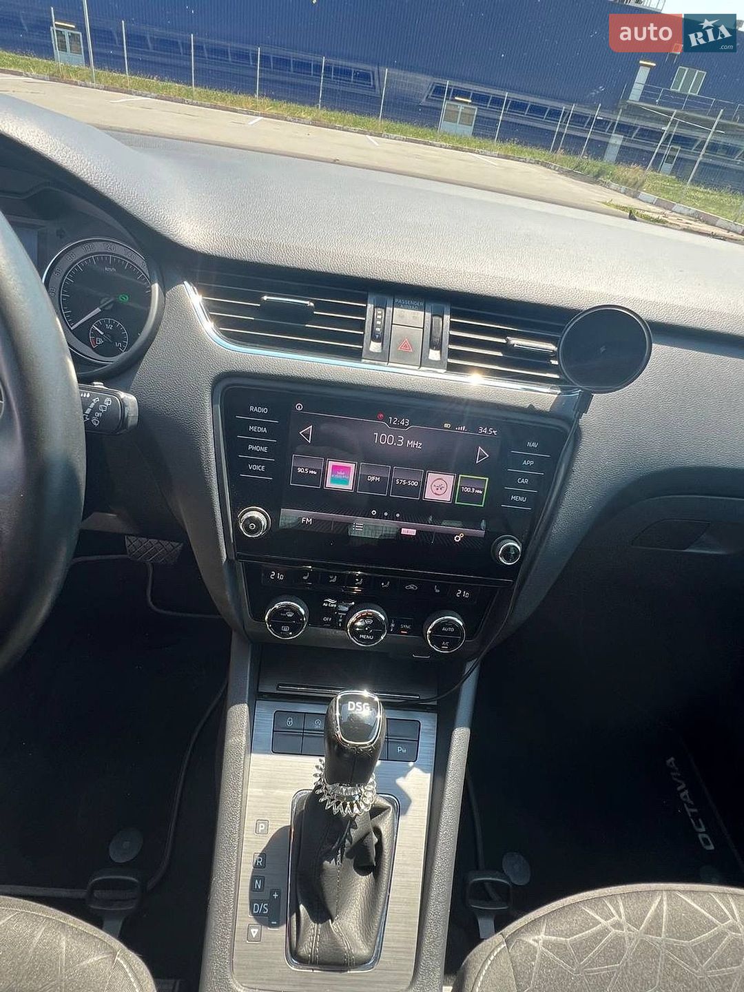 Skoda Octavia 2018 VIN TMBJG9NE6J0280954 фото оголошення 10 з 14