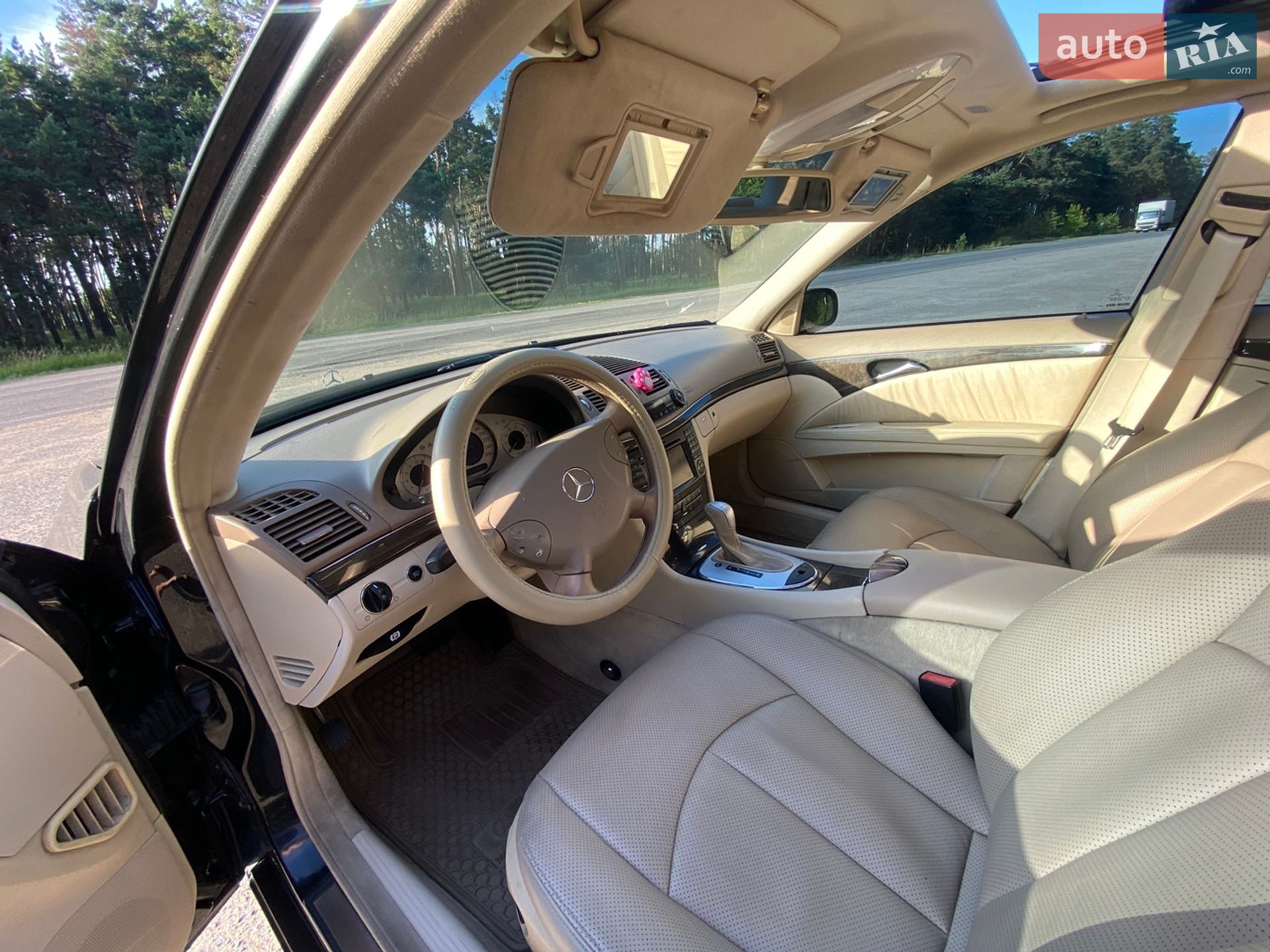 Mercedes-Benz E-Class 2002 VIN Y6D2110612A116004 фото оголошення 8 з 10